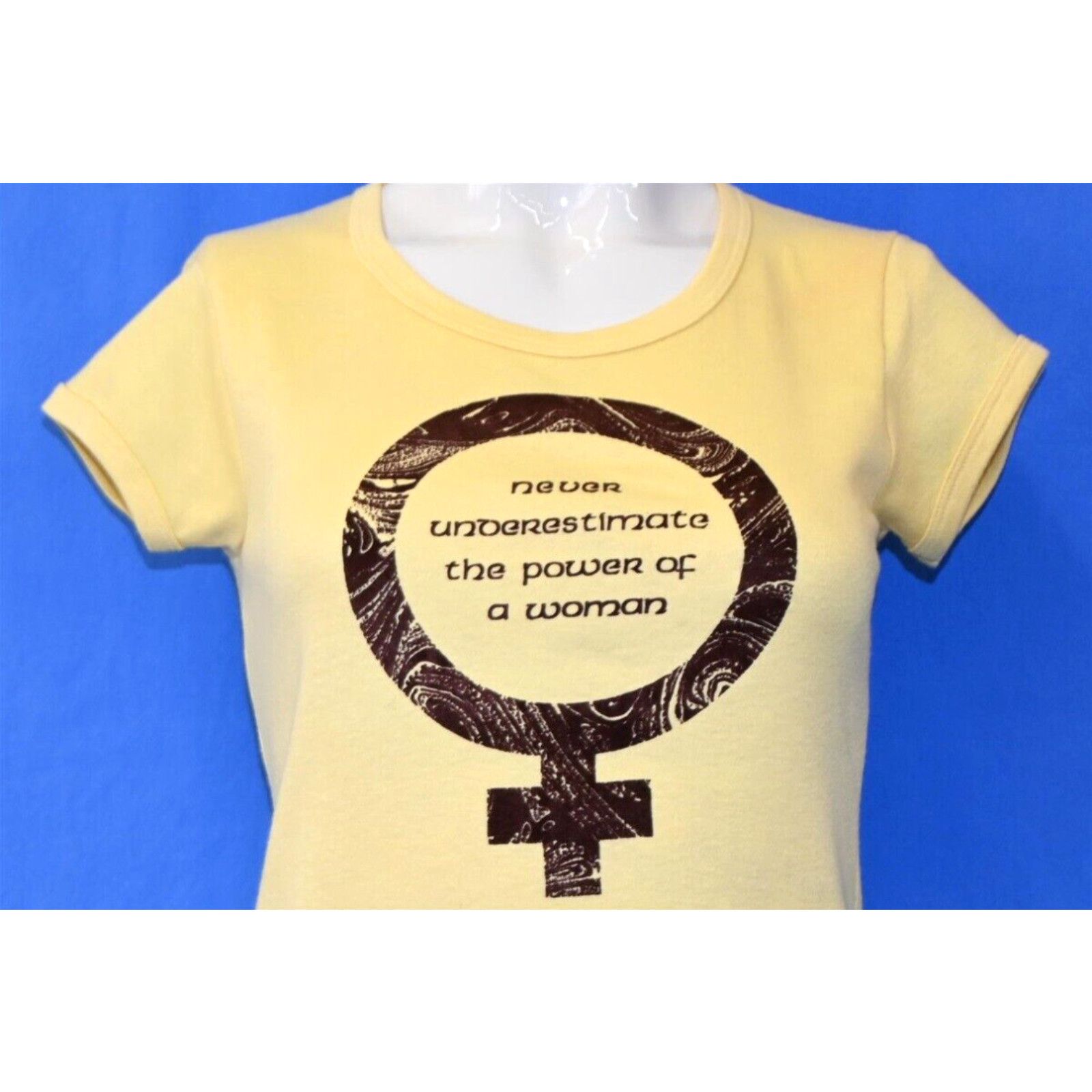 image of Vintage 70's Never Underestimate The Power Of A Woman Symbol Women's T-Shirt S in White (Size Small