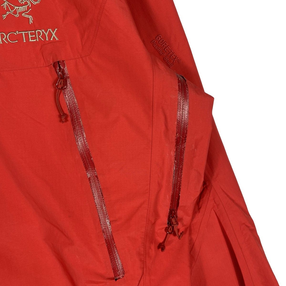 Arc'teryx Vintage Arc'teryx Gore-Tex Paclite Shell Jacket Red Size US M / EU 48-50 / 2 - 10 Thumbnail