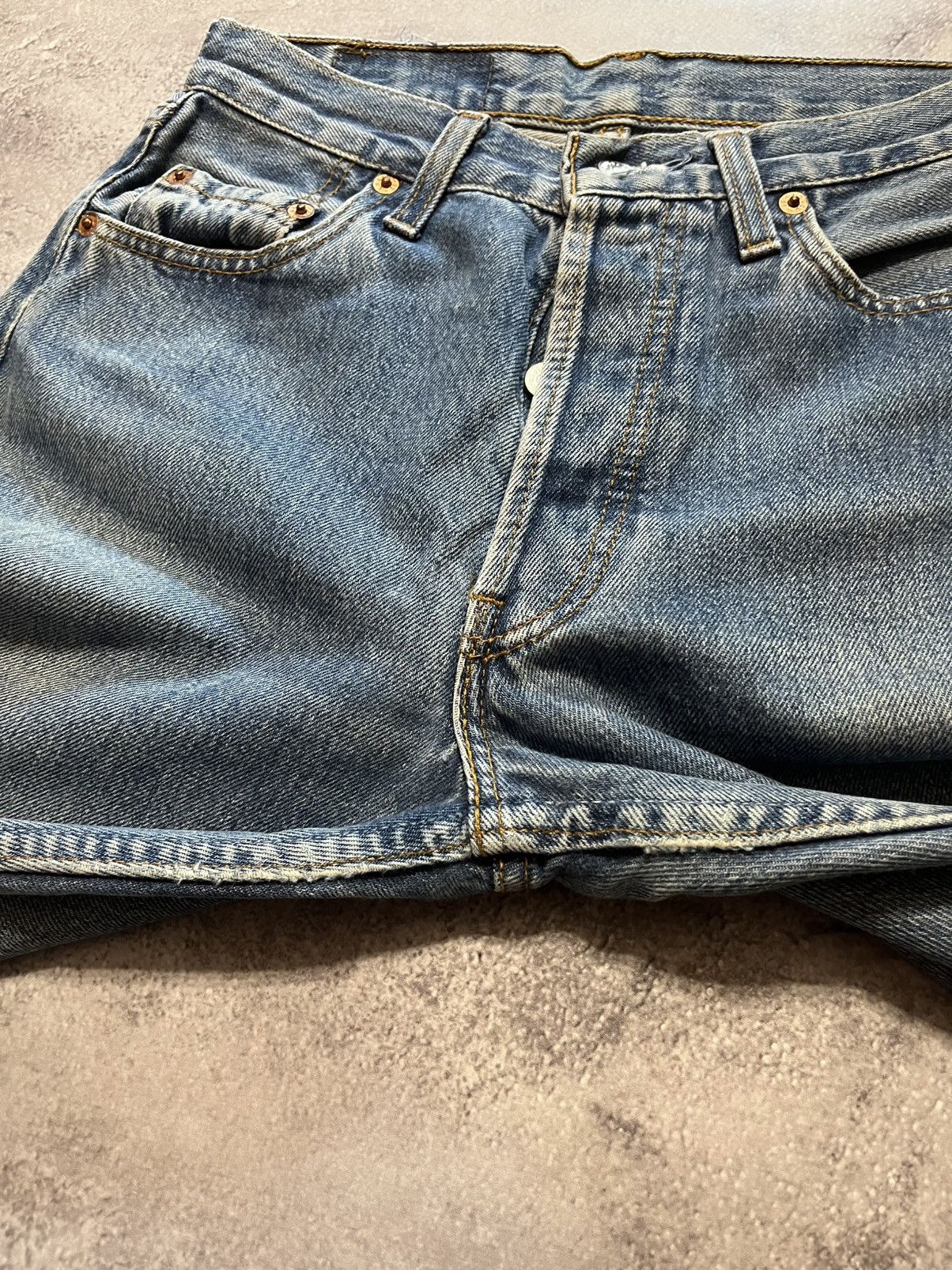 Levi's Vintage Levi’s women’s 501 denim jeans Size 29" - 4 Thumbnail