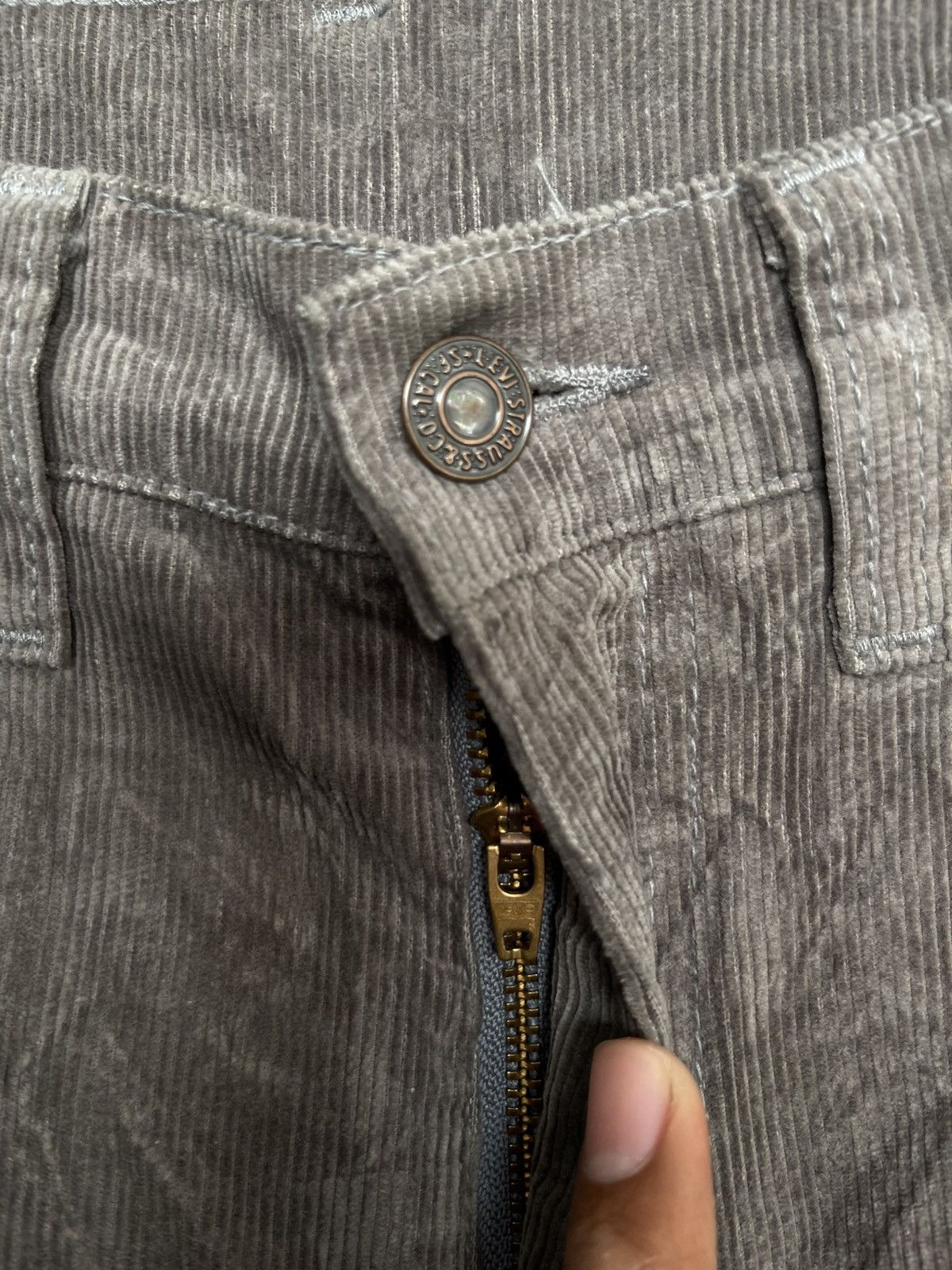 Levi's × Levi's Vintage Clothing × Vintage Vintage Levis White Tab Flares Size US 27 - 5 Thumbnail