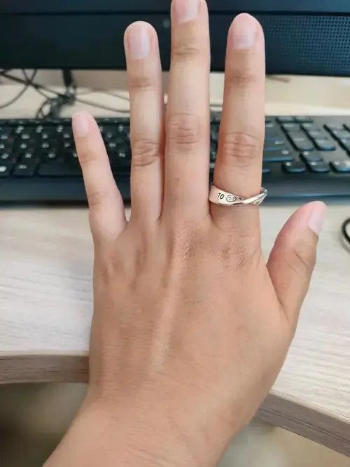 Jewelry × Vintage Twisted Engraved Number Ring (size 7-10) Size ONE SIZE - 3 Thumbnail