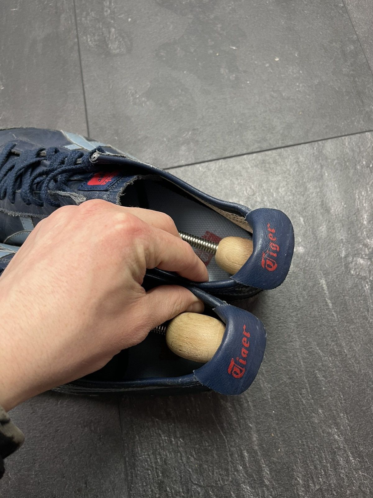 Asics × Japanese Brand × Streetwear Asics Tiger Onitsuka Leather Vintage Sneakers 90s Size US 12 / EU 45 - 11 Thumbnail
