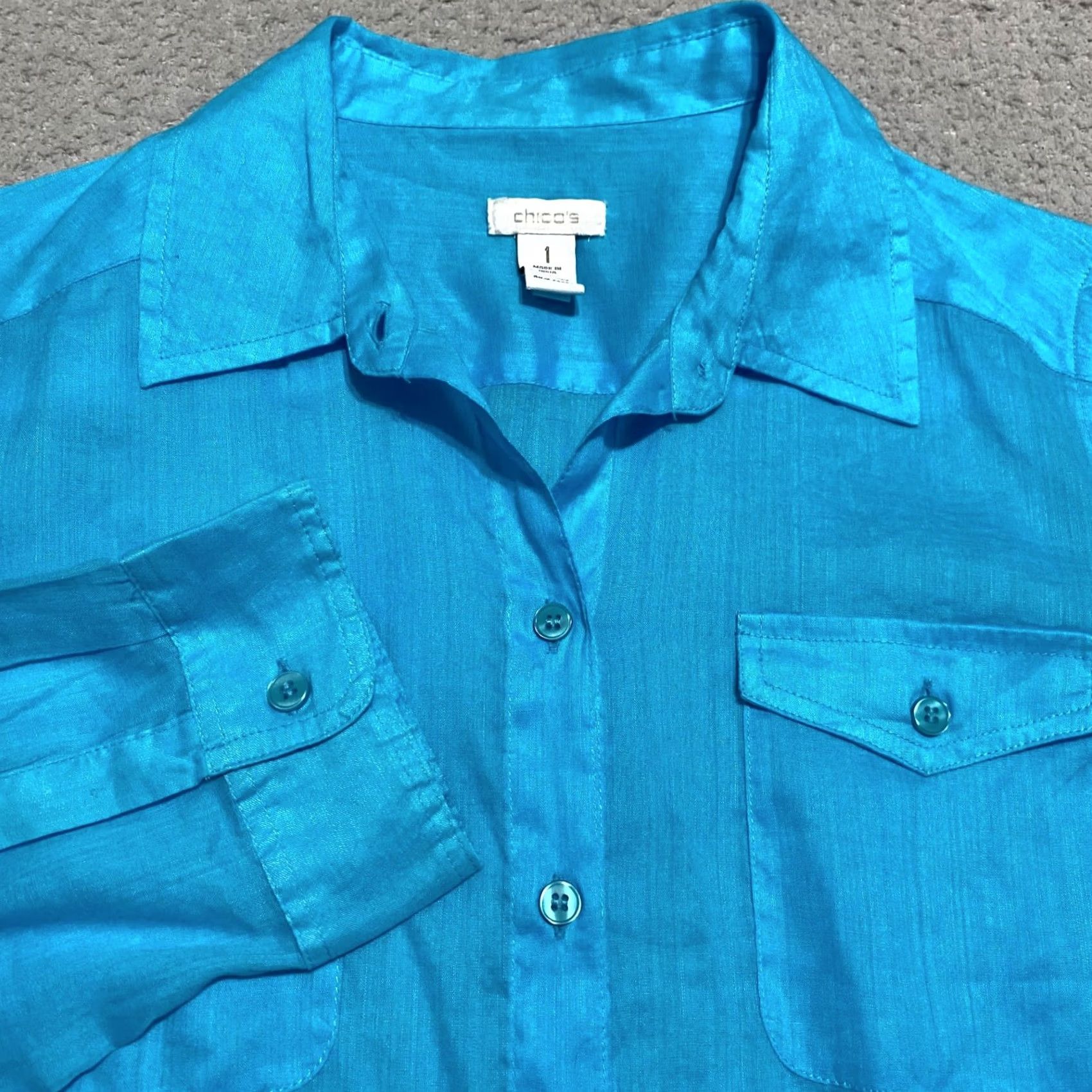 Vintage Chico's Womens Medium Shirt Solid Blue Long Sleeve Button-Up Lightweight Size M / US 6-8 / IT 42-44 - 5 Thumbnail