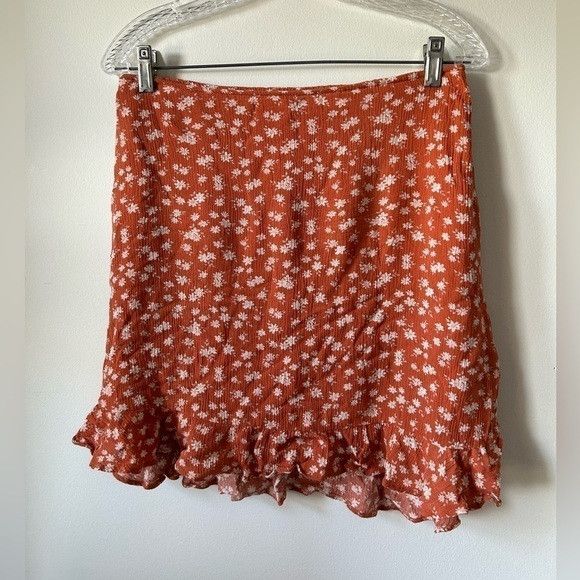 Abercrombie & Fitch Abercrombie & Fitch Mini Floral Skirt Size 28" / US 6 / IT 42 - 1 Thumbnail