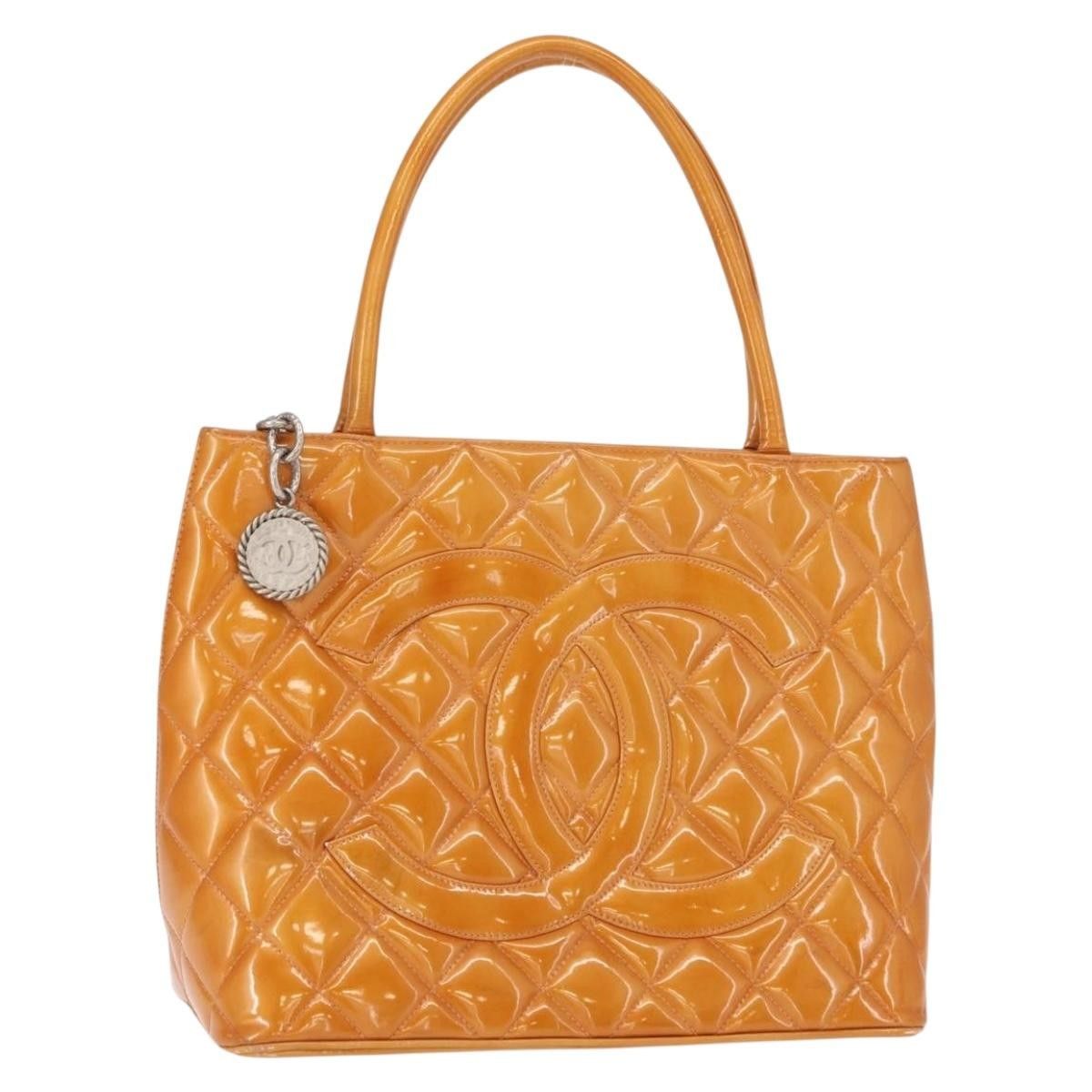 Chanel Chanel Medallion Tote Quilted Patent Size ONE SIZE - 1 Thumbnail