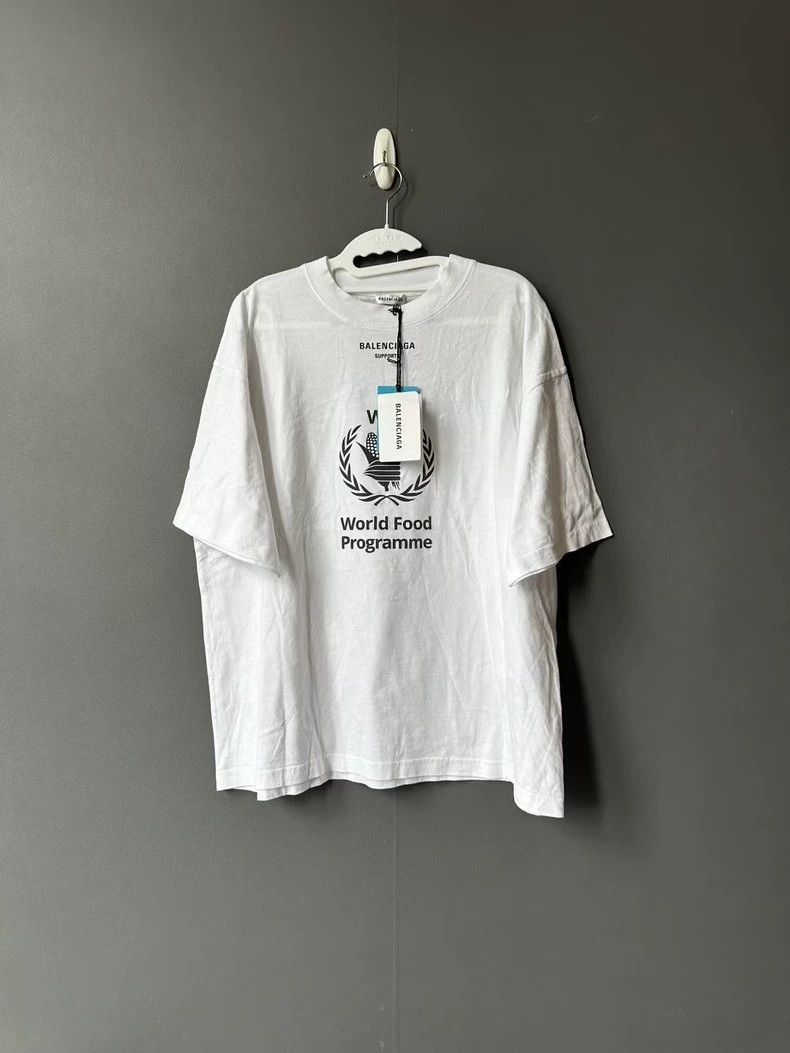 Balenciaga Balenciaga Charity Short Sleeves Size US M / EU 48-50 / 2 - 1 Thumbnail