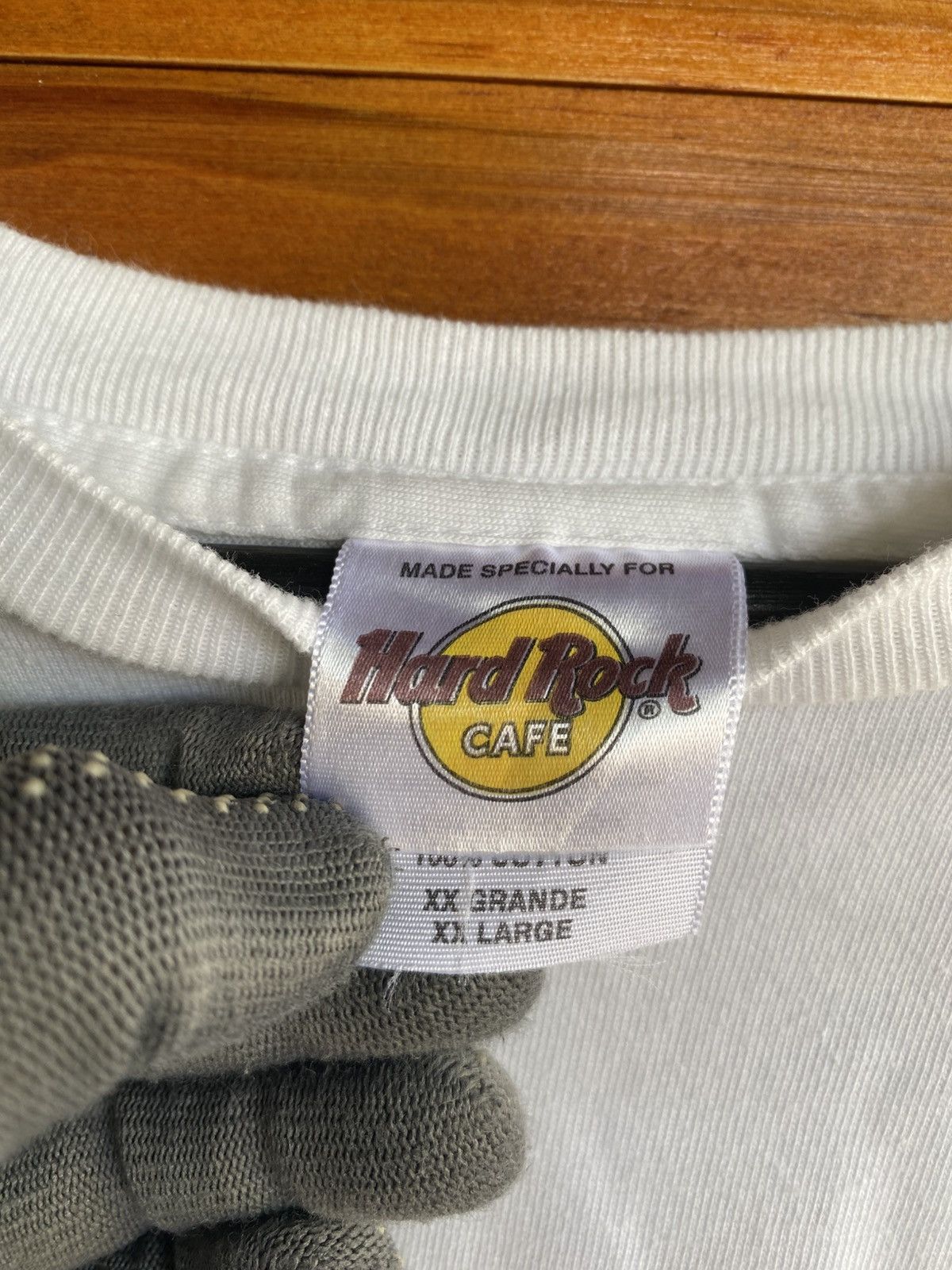Hard Rock Cafe Vintage 1990s Hard Rock Cafe Cancun T-Shirt White XX-Large Size US XXL / EU 58 / 5 - 7 Thumbnail