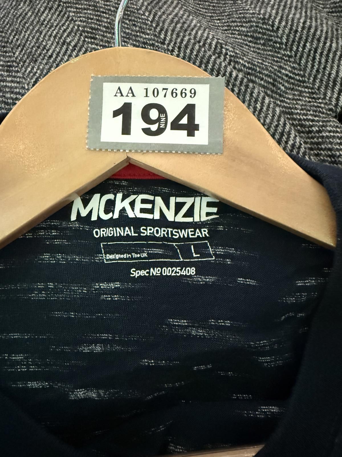 Andrew Mackenzie MCKENZIE Men's Black Activewear T-Shirt MCK Print Size US L / EU 52-54 / 3 - 2 Thumbnail