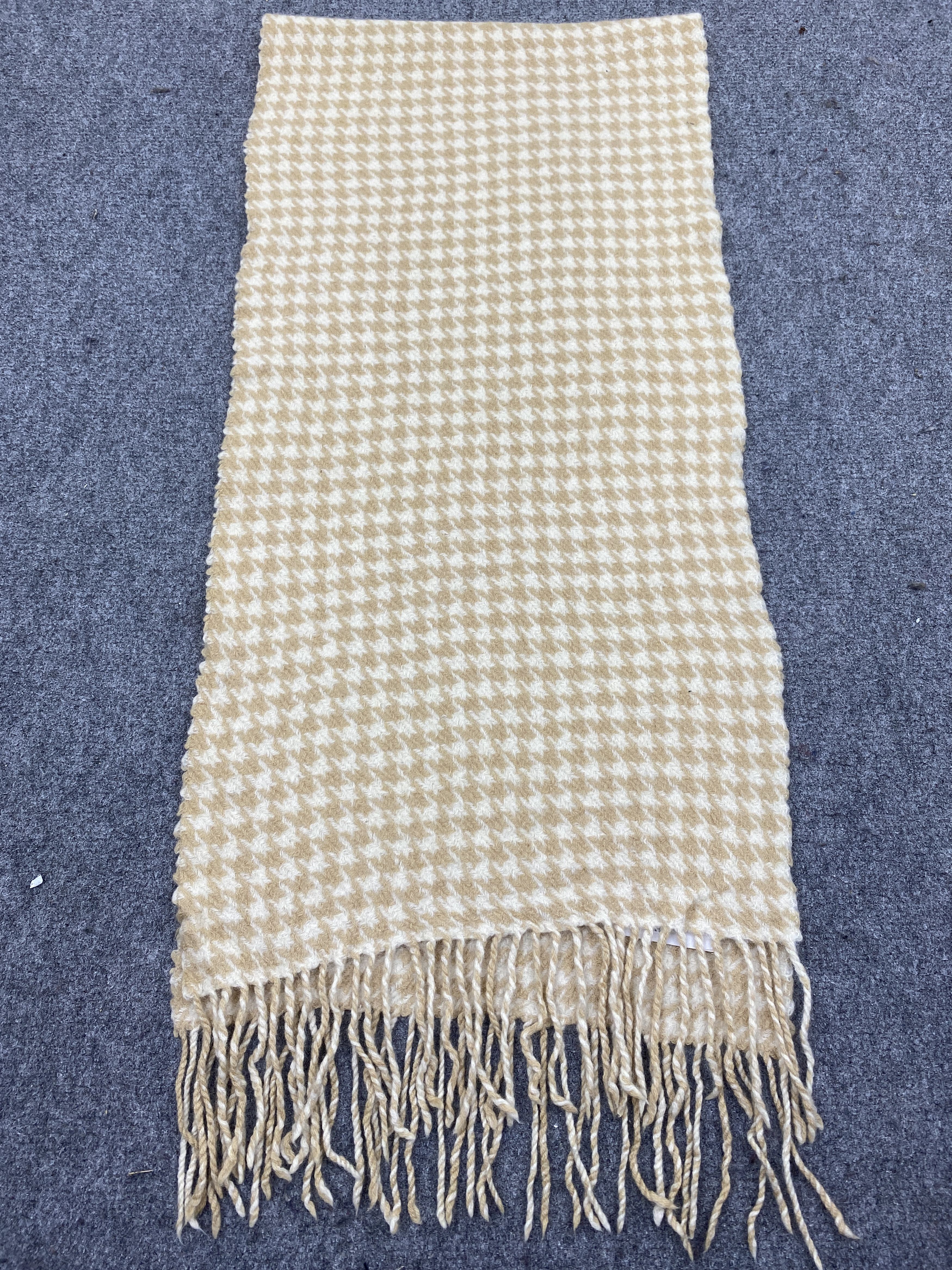 Balmain Balmain Scarf / Muffler / Neckwear - SC0317 Size ONE SIZE - 6 Thumbnail