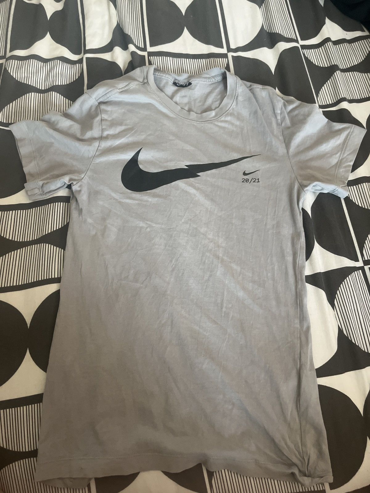 Nike Nike short sleeved shirt Size US S / EU 44-46 / 1 - 1 Thumbnail