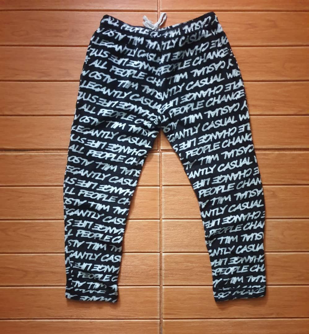 Japanese Brand Unbranded monogram script Sweatpants Size US 30 / EU 46 - 9 Thumbnail