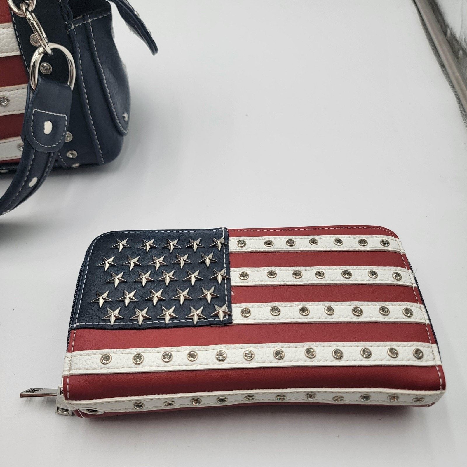 Claude Montana Montana West Women's Shoulder Bag Patriotic Handbag Wallet Size ONE SIZE - 6 Thumbnail
