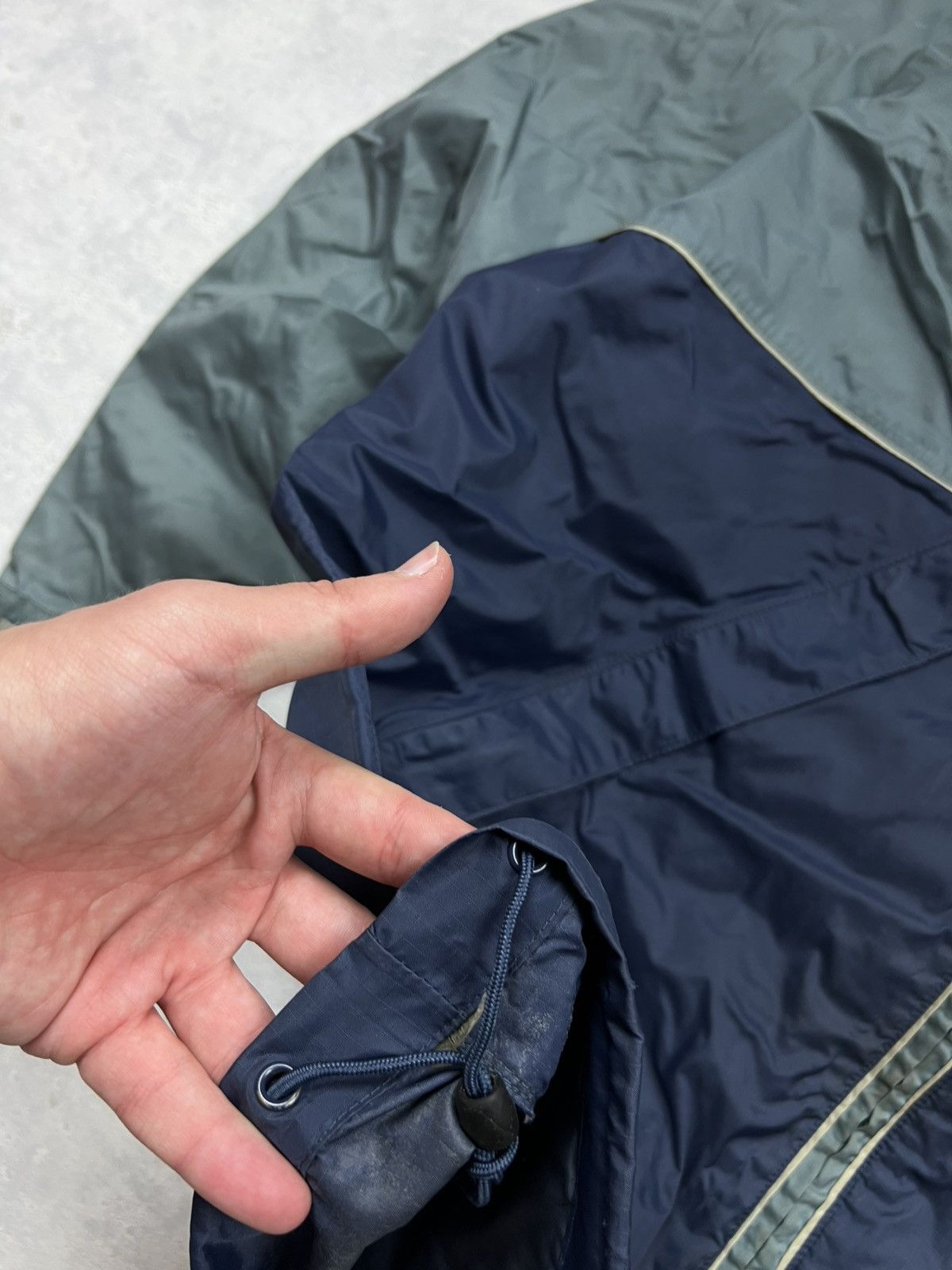 Nike 90s Nike Swoosh Vintage Y2K Oversized Nylon Retro Jacket Size US L / EU 52-54 / 3 - 8 Thumbnail