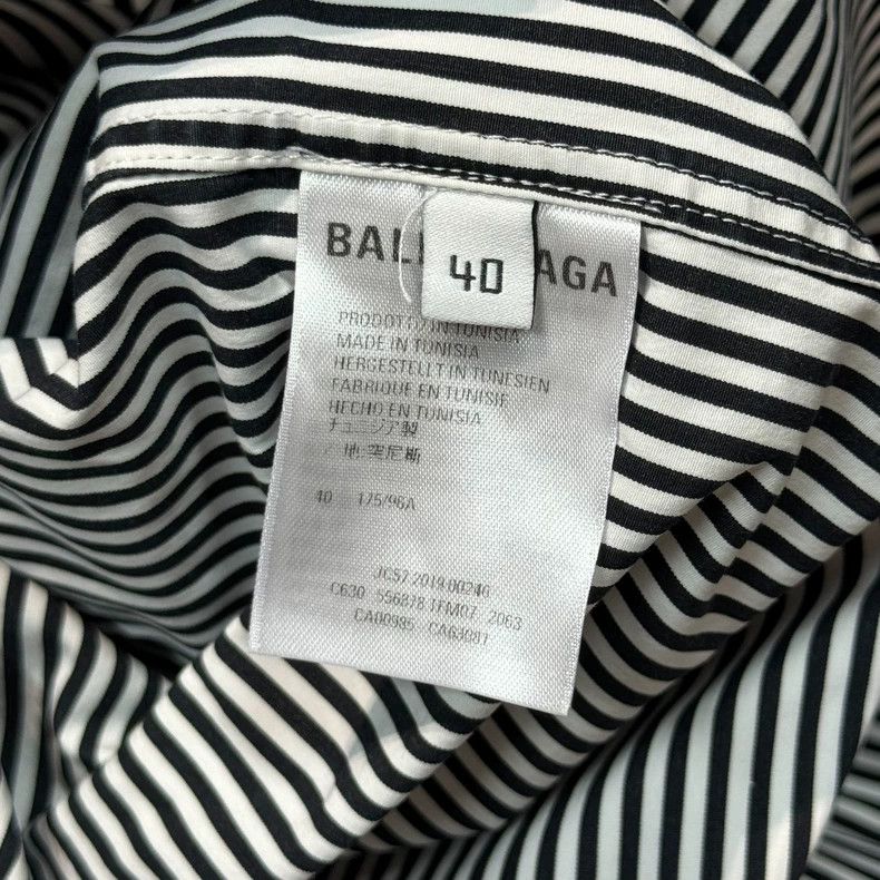 Balenciaga Balenciaga Black and white striped back logo printed long Size US XXS / EU 40 - 7 Thumbnail