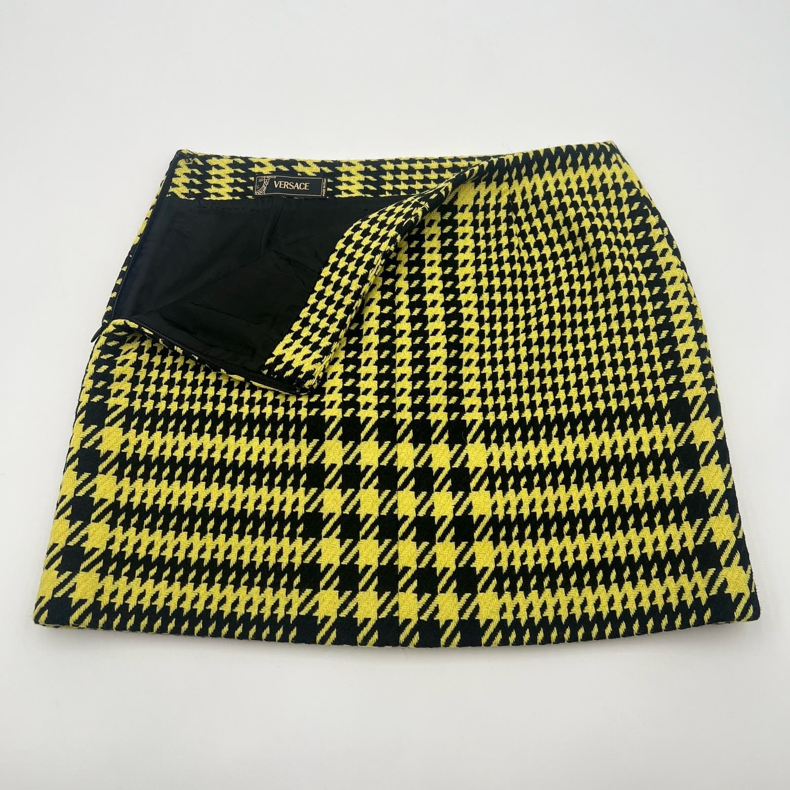 Versace Versace | Vintage Y2K Yellow Houndstooth Mini Skirt 2004 Size 25" / US 0 / IT 36 - 6 Thumbnail