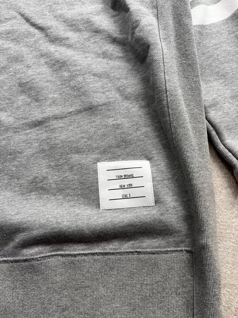 Thom Browne Thom Browne Gray four-striped sweater Size US L / EU 52-54 / 3 - 2 Thumbnail