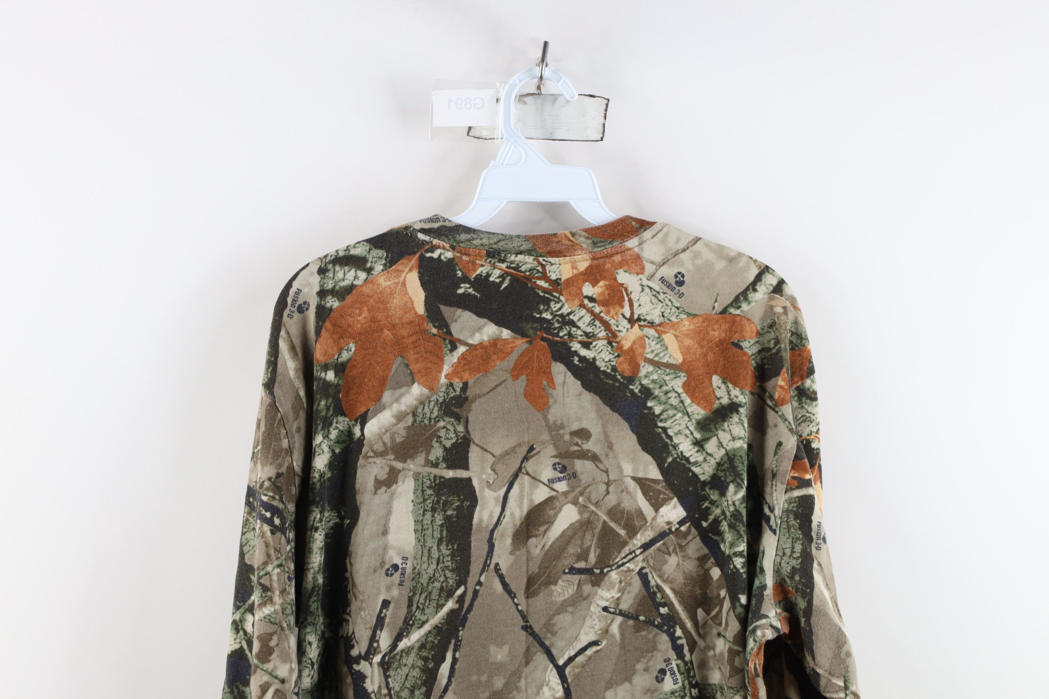 Vintage Vintage Y2K Streetwear Camouflage Long Sleeve Pocket T-Shirt Size US L / EU 52-54 / 3 - 9 Thumbnail