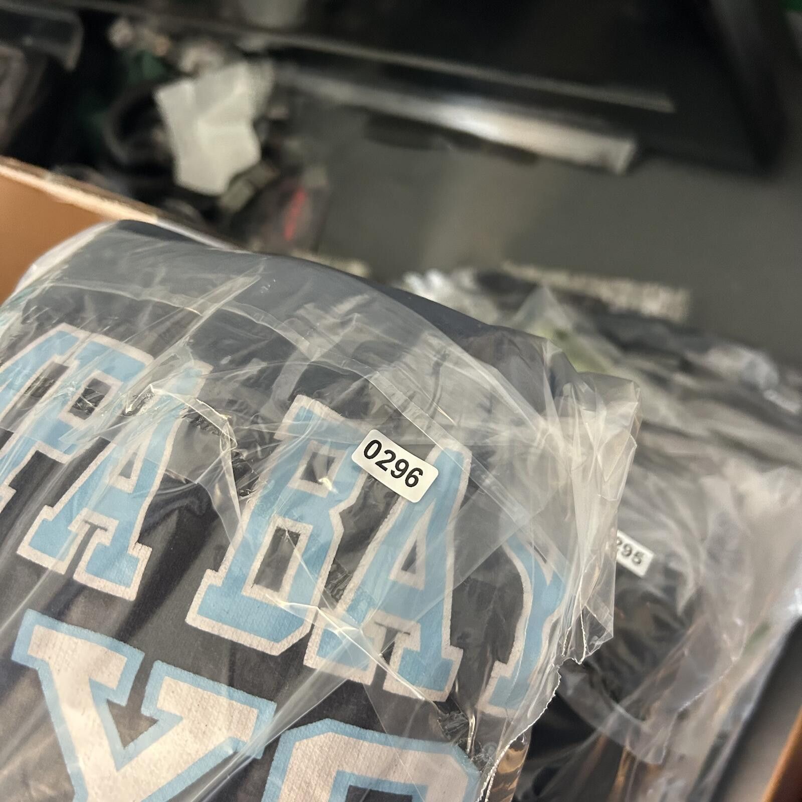 The Unbranded Brand Vintage y2k Tampa Bay Rays Baseball Hoodie Sweatshirt XL Size US L / EU 52-54 / 3 - 7 Thumbnail
