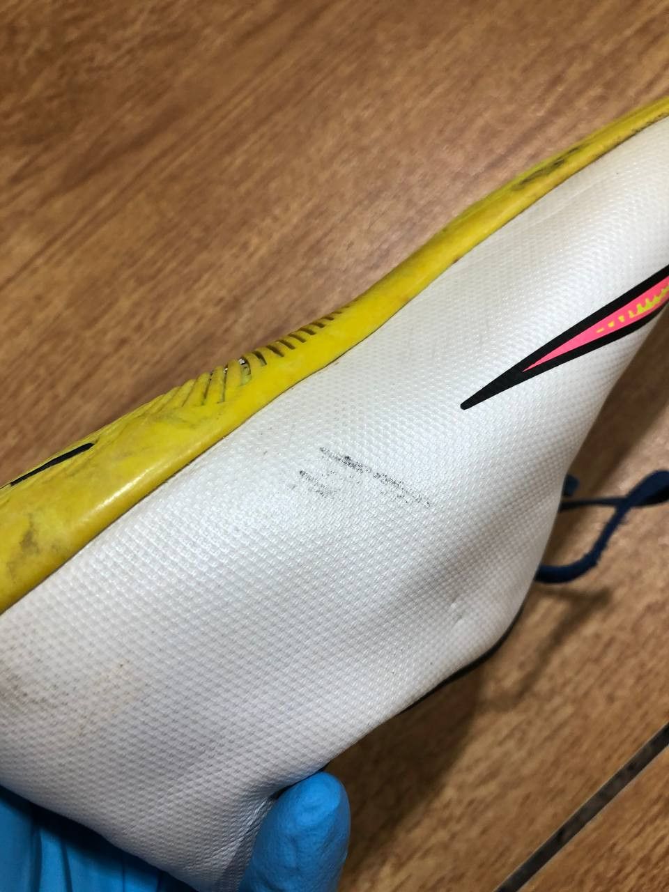 Nike Nike Football Nike Mercurial Victory White FOOTBALL SHOES Size US 8 / EU 41 - 21 Thumbnail