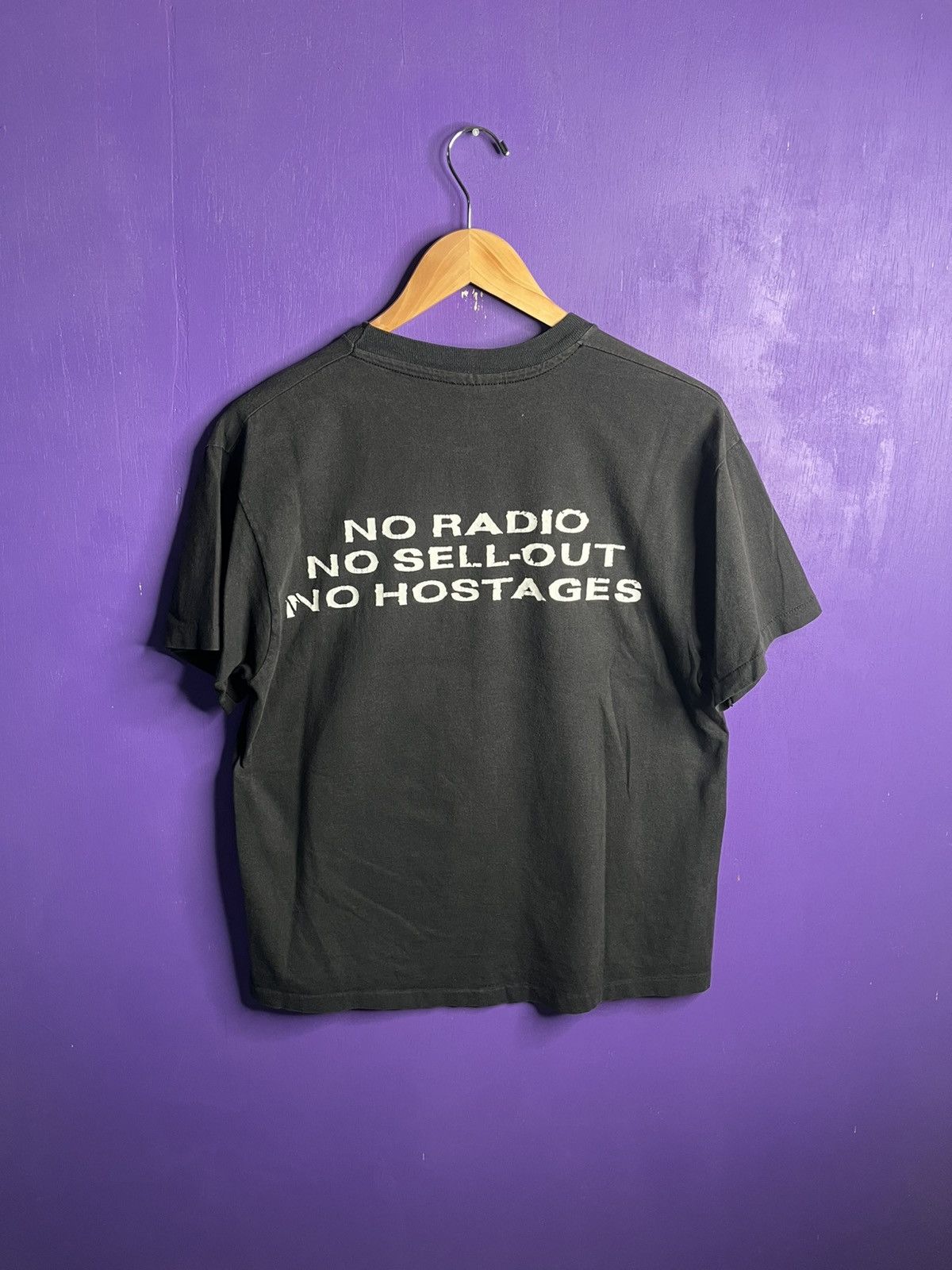 Band Tees × Vintage Vintage 1993 Ice-T home invasion tour t-shirt Size US M / EU 48-50 / 2 - 2 Thumbnail