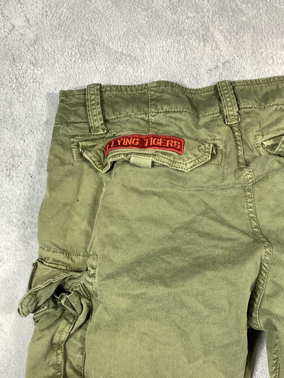 Alpha Industries × Vintage Vintage Y2K Alpha Industries faded cargo shorts size 33 Size US 33 - 12 Thumbnail