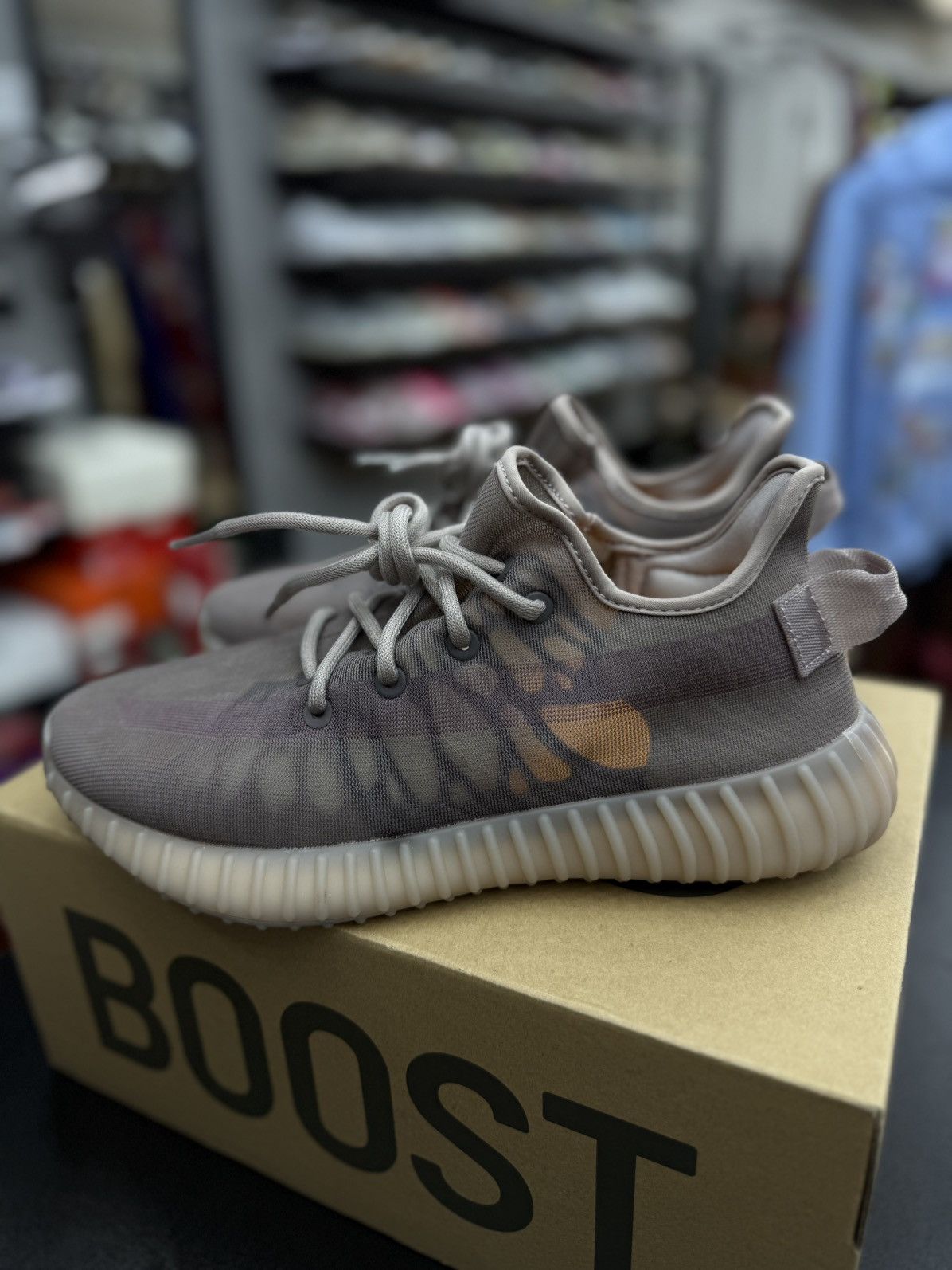 Yeezy Yeezy 350 Mono Mist Grey Size 8 Brand New W Box Size US 8 / EU 41 - 7 Thumbnail