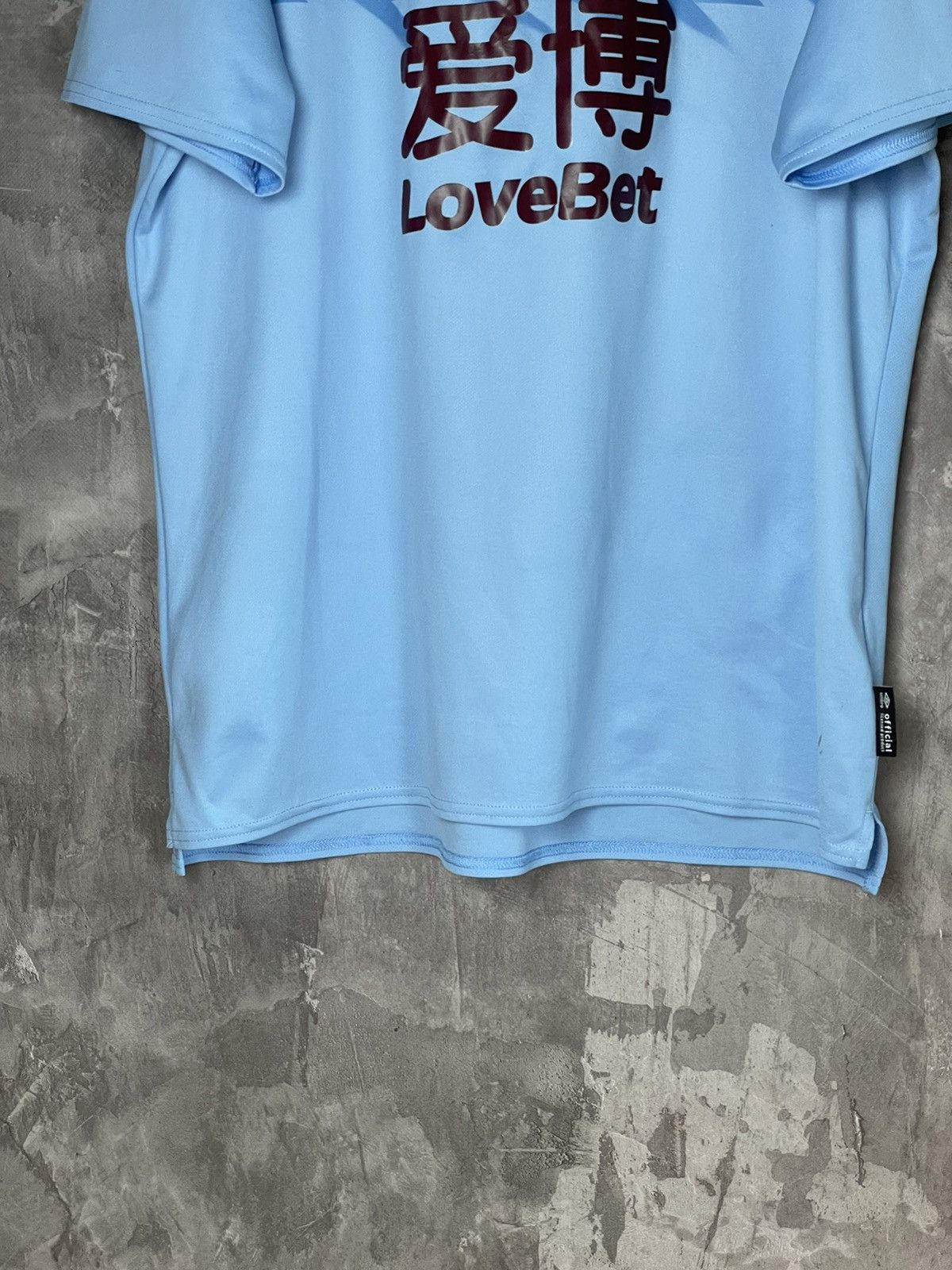 Umbro Umbro Burnley 2019/2020 Away Jersey T-Shirt Size XL Size US XL / EU 56 / 4 - 5 Thumbnail