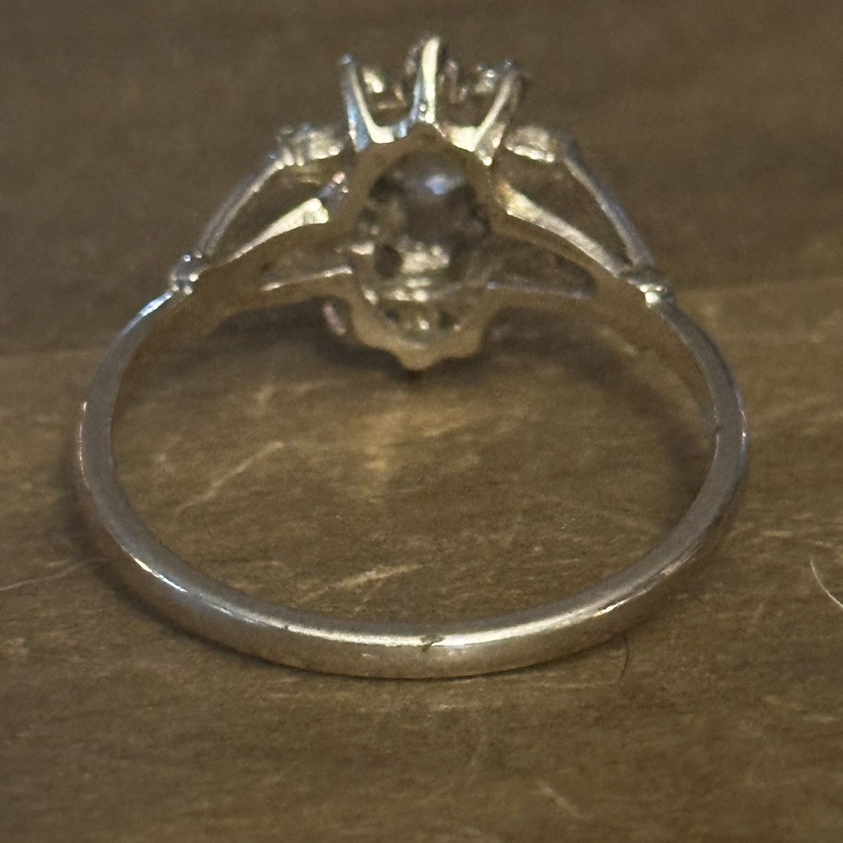 Other Rhinestone flower cocktail ring Size ONE SIZE - 7 Thumbnail