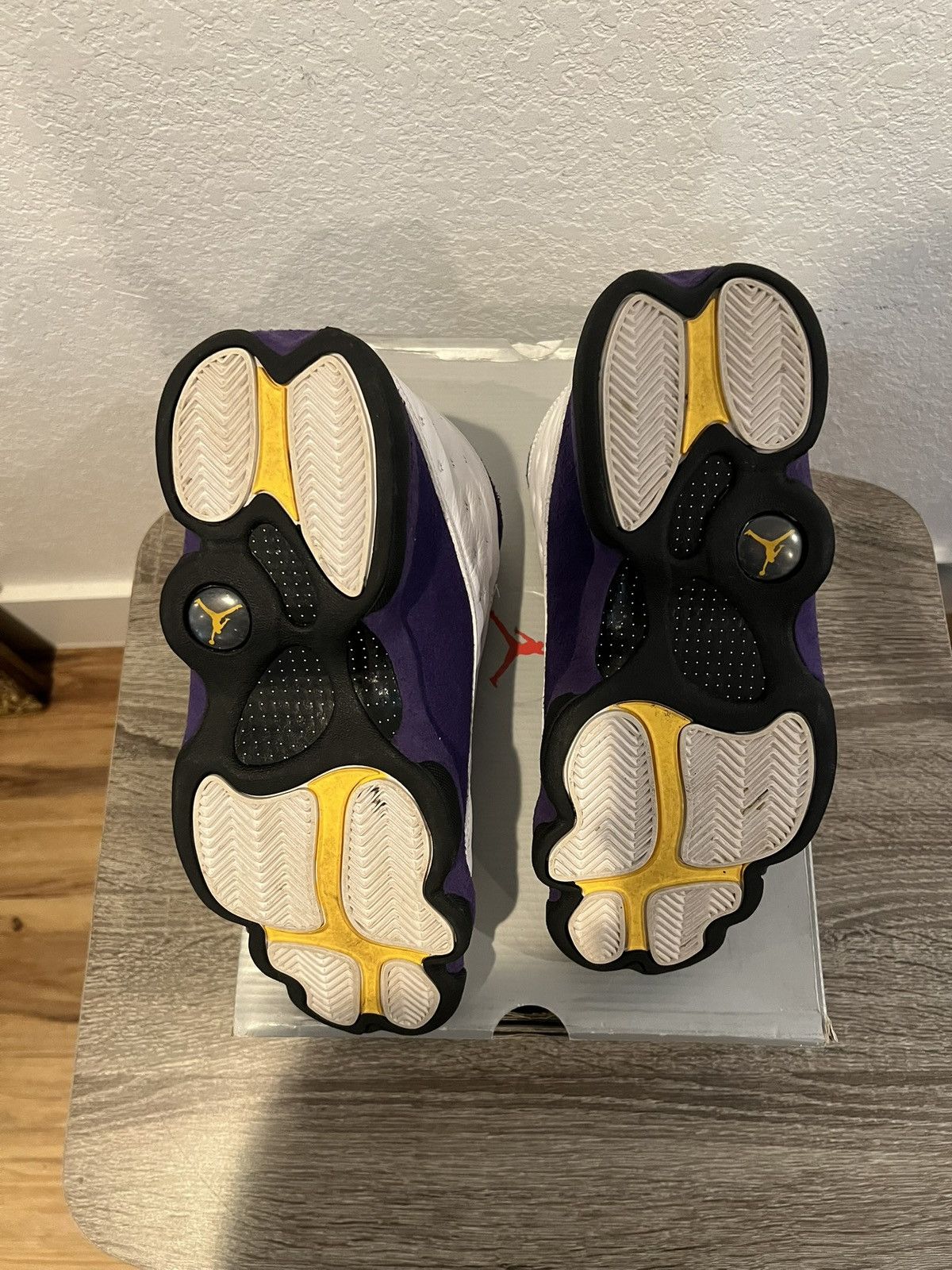 Jordan Brand Jordan 13 lakers Size US 8 / EU 41 - 6 Thumbnail