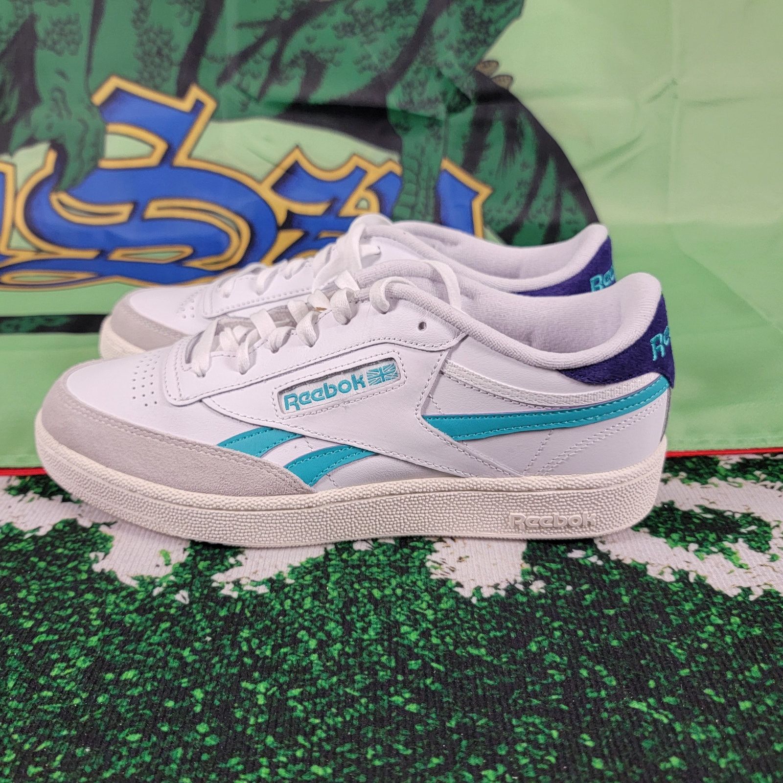 Reebok Reebok Club C Revenge Mens Sneaker Size 9 White/Blue GY1822 Size US 9 / EU 42 - 2 Thumbnail