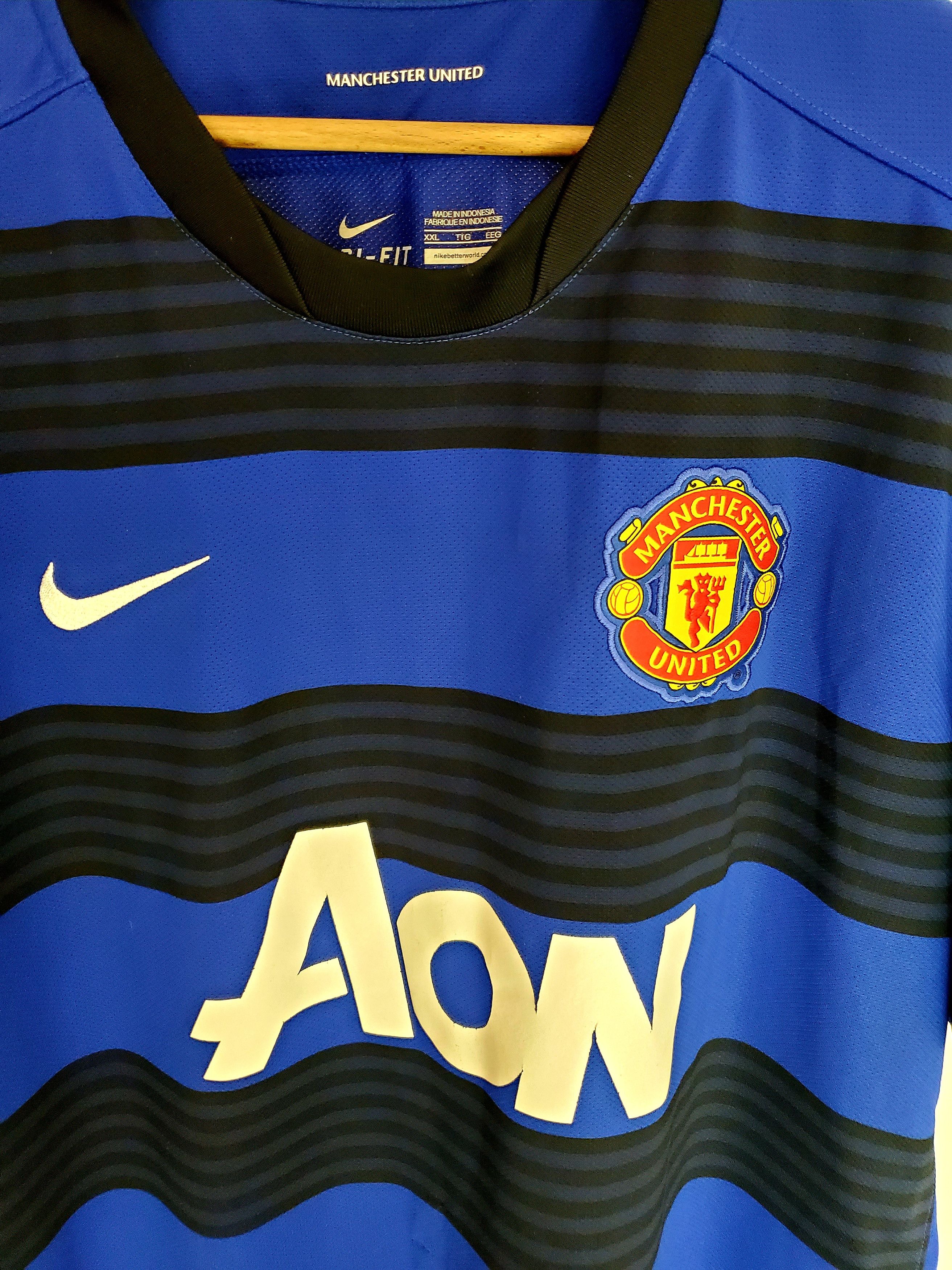 Nike MANCHESTER UNITED 2012 2013 AWAY FOOTBALL JERSEY NIKE XXl Size US XXL / EU 58 / 5 - 2 Thumbnail