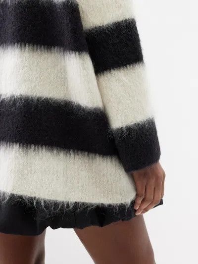 Valentino o1y0326 Crewneck Sweater in Ivory/Black Size XXS / US 00 / IT 34 - 3 Thumbnail