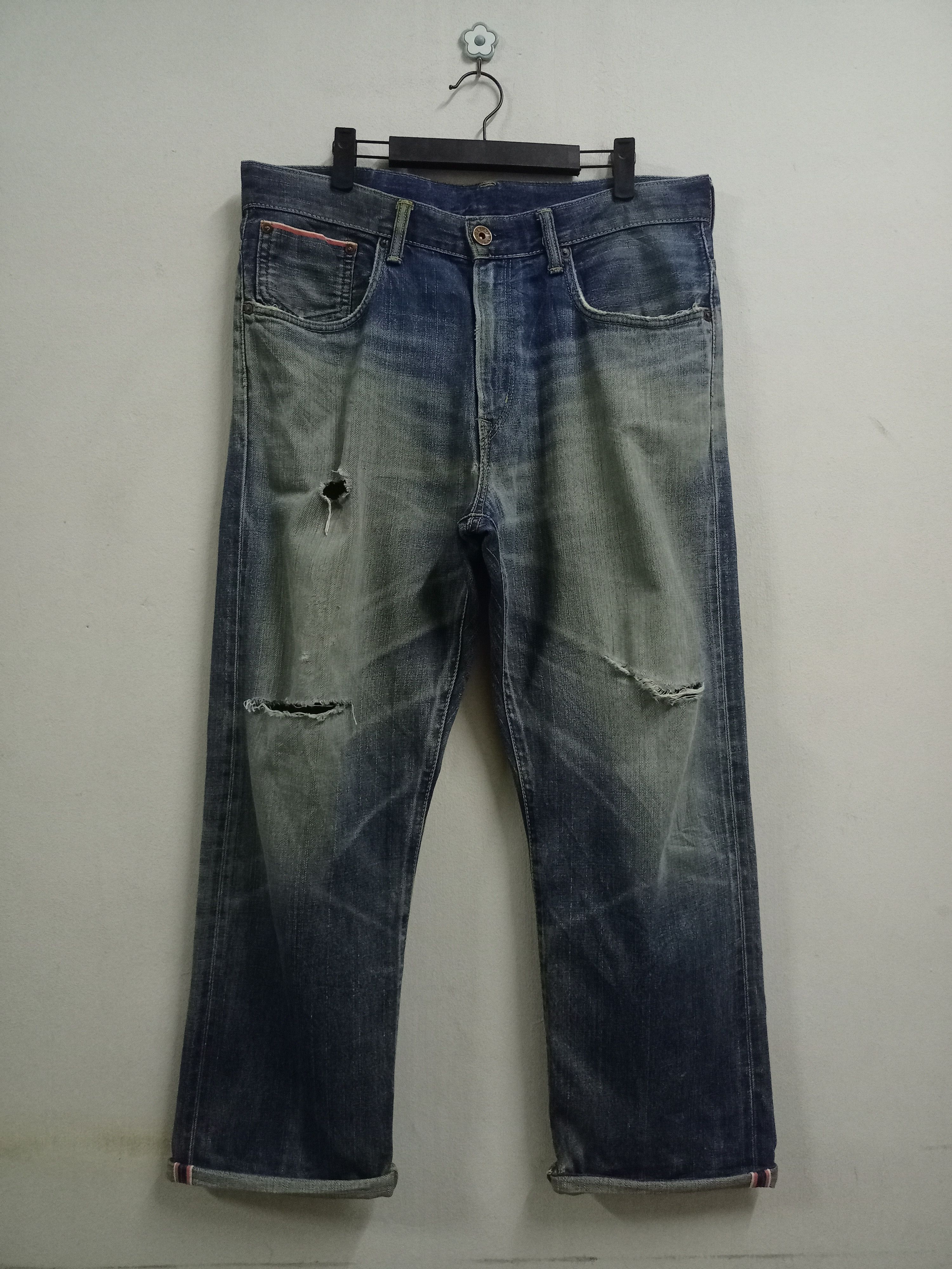 image of Distressed Denim x Edwin Vintage Edwin Japan Selvedge Buckle Back Baggy Jeans in Blue (Size 36)