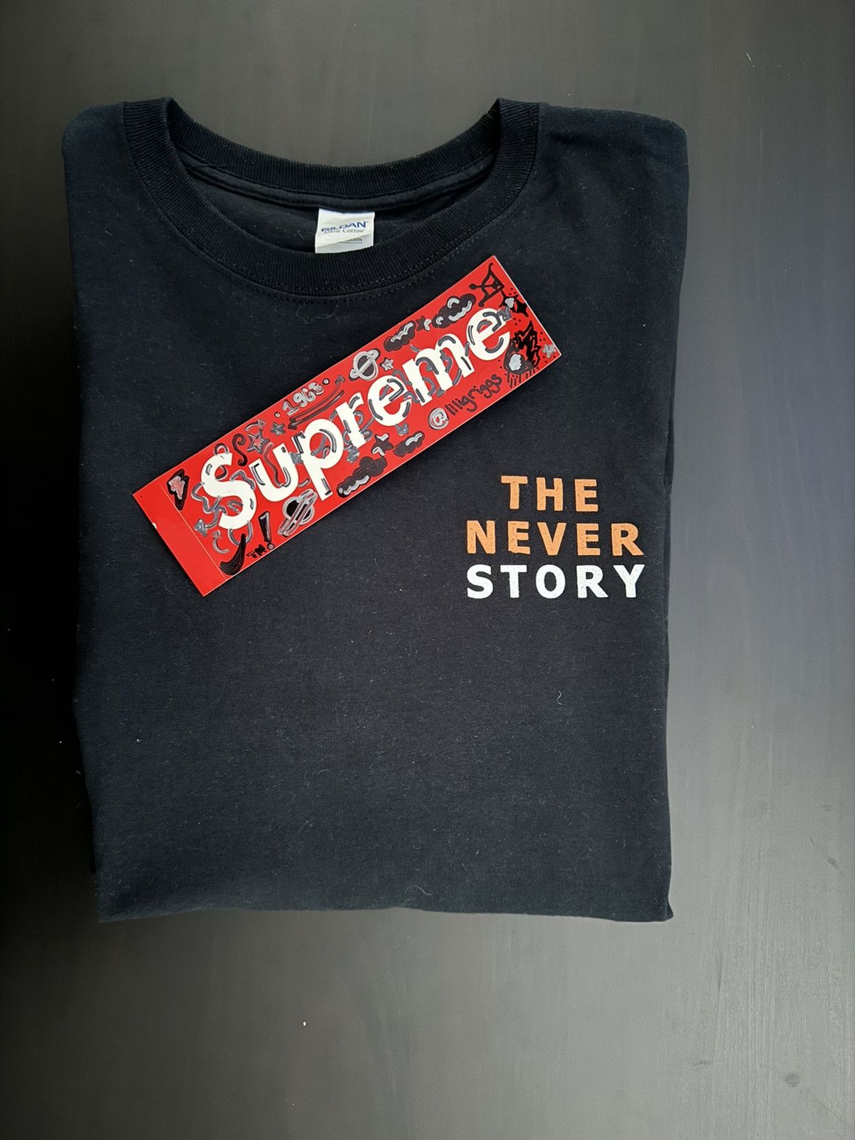Dreamville × J. Cole × Kendrick Lamar RARE 2017 THE NEVER STORY JID ALBUM LONGSLEEVE TEE BLACK Size US XL / EU 56 / 4 - 1 Thumbnail