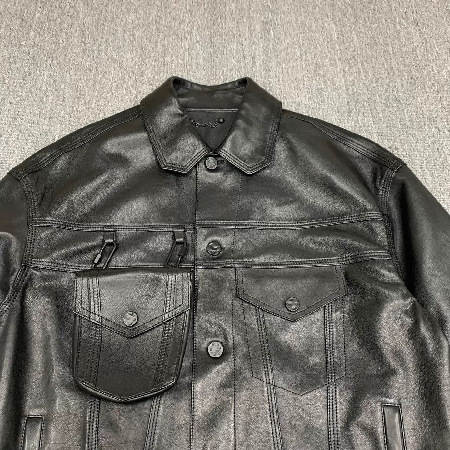 Louis Vuitton LV Black Back Large Logo Leather Jacket 48 95 New Size US M / EU 48-50 / 2 - 9 Thumbnail
