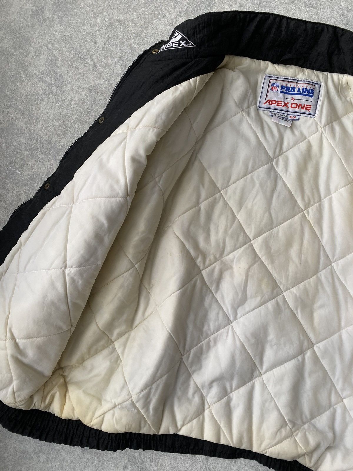 NFL Oakland Raiders 90'S Apex One Full zip Proline Bomber Jacket Size US M / EU 48-50 / 2 - 7 Thumbnail