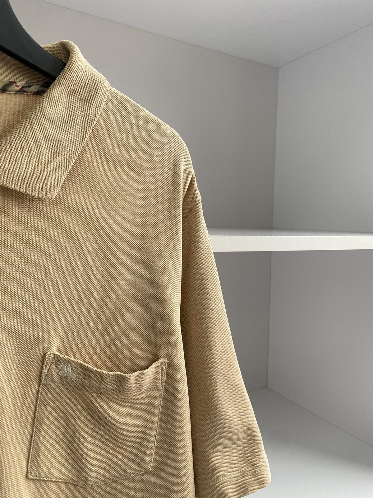 Burberry × Vintage Vintage Burberry Beige Luxury Polo T-Shirt Size US L / EU 52-54 / 3 - 7 Thumbnail