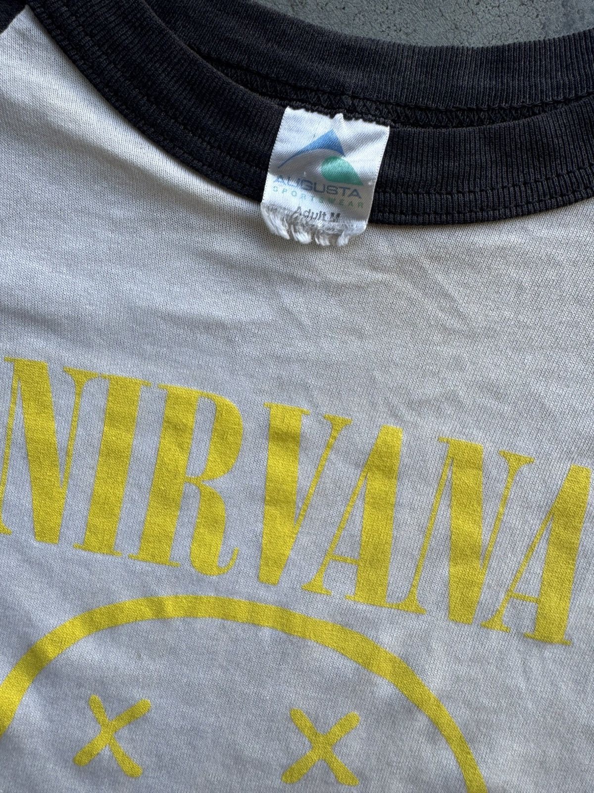 Band Tees × Nirvana × Vintage Vintage raglan nirvana band Size US M / EU 48-50 / 2 - 7 Thumbnail