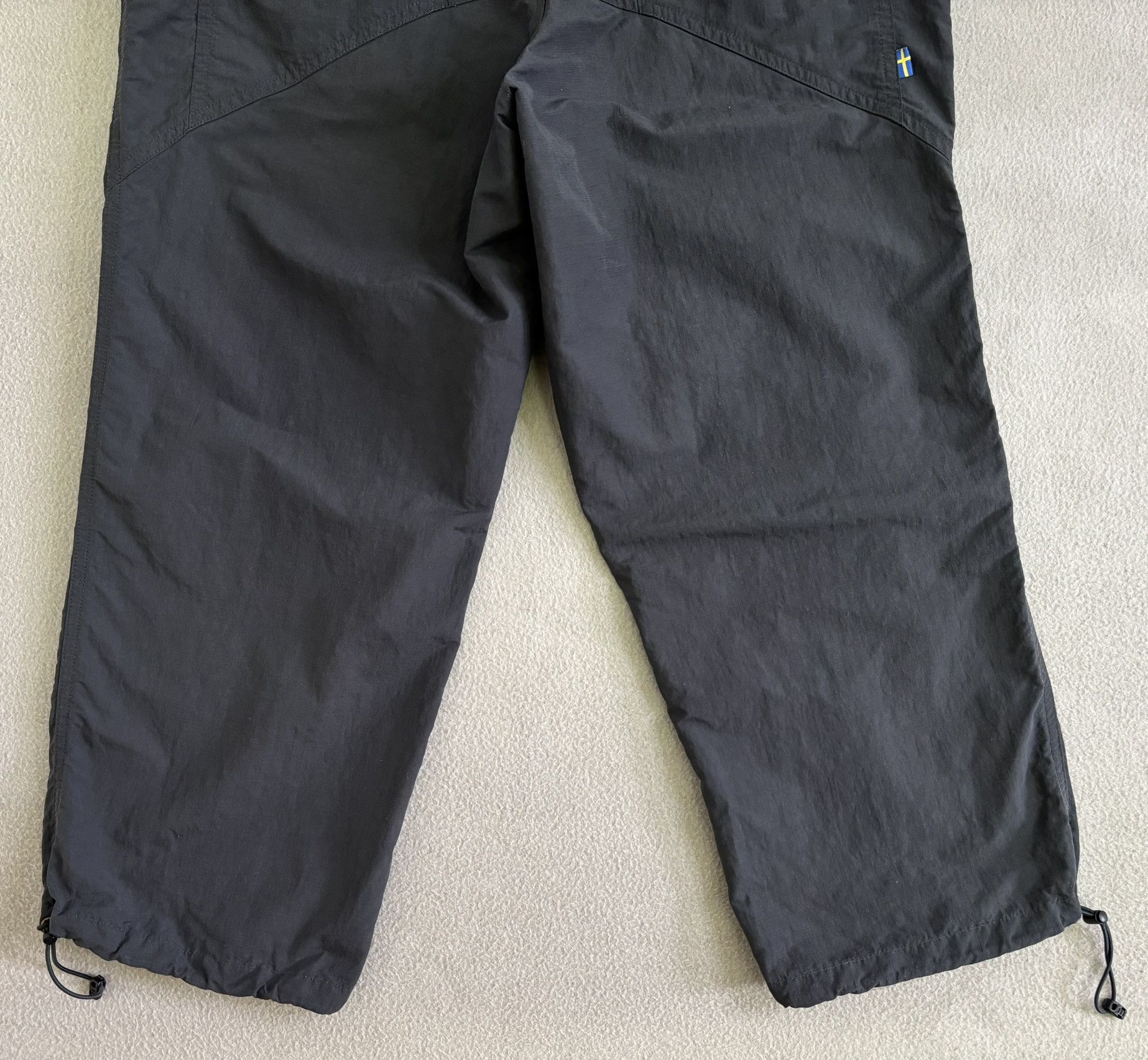 Fjallraven × Vintage FjallRaven 3/4 pants vintage size 40 Size US 30 / EU 46 - 13 Thumbnail