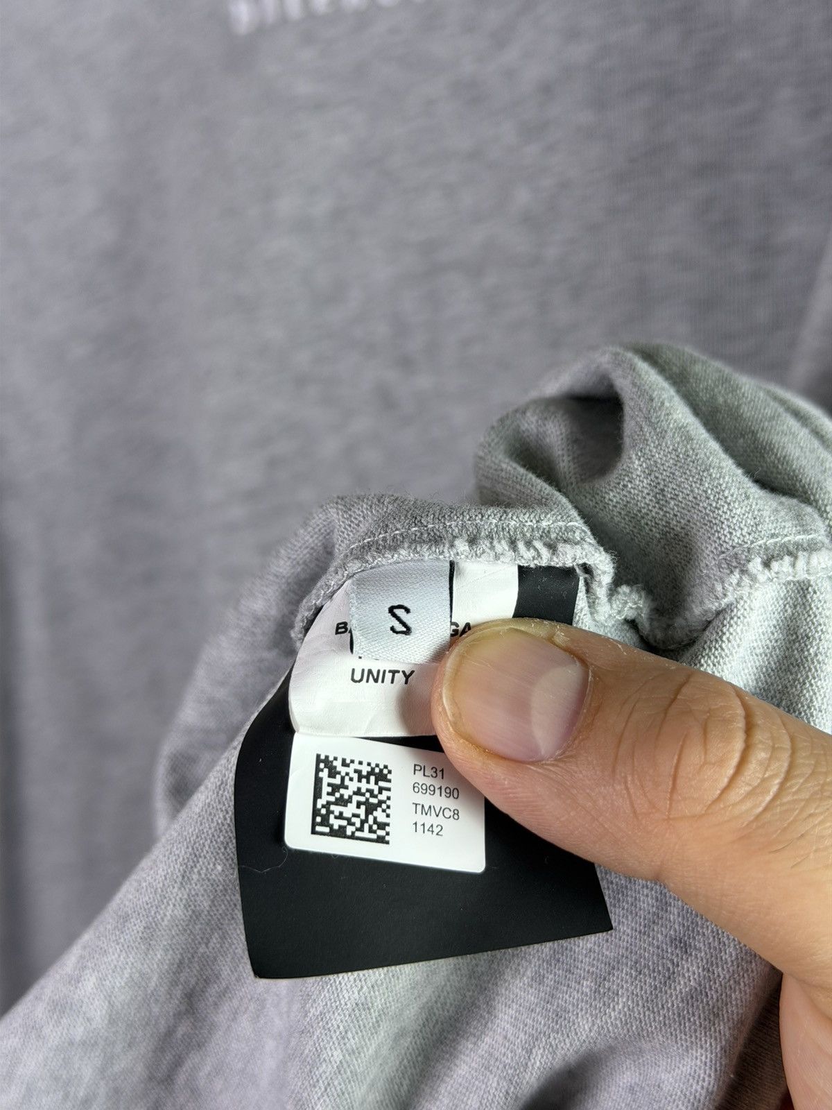 Balenciaga *RARE* BALENCIAGA DEMNA 1/1 UNITY ICON SPORT 2TONE TEE Size US S / EU 44-46 / 1 - 17 Thumbnail