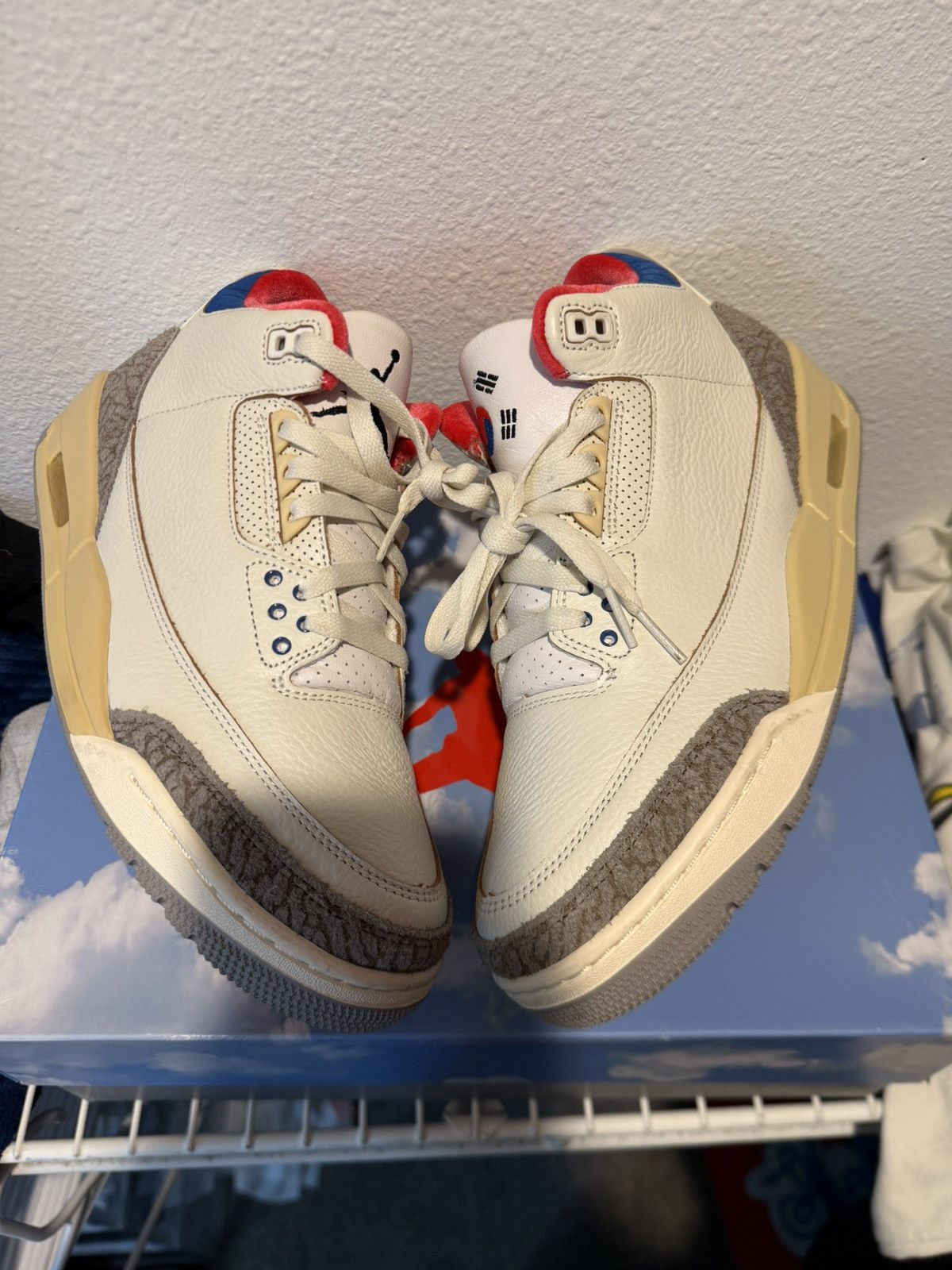 Jordan Brand Jordan 3 Seoul Size US 11 / EU 44 - 1 Thumbnail