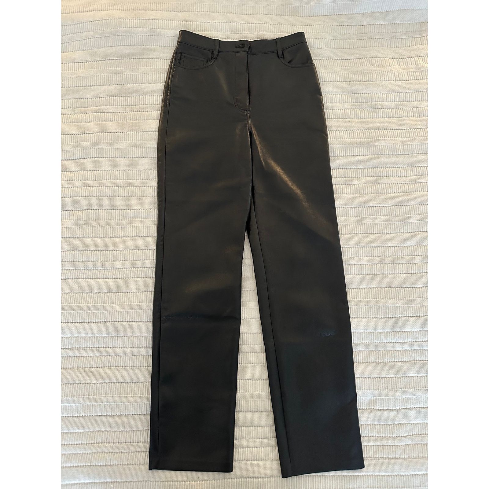 Aritzia Wilfred Aritzia 2 The Melina Faux Leather Straight Leg Pants Size 26" / US 2 / IT 38 - 2 Thumbnail