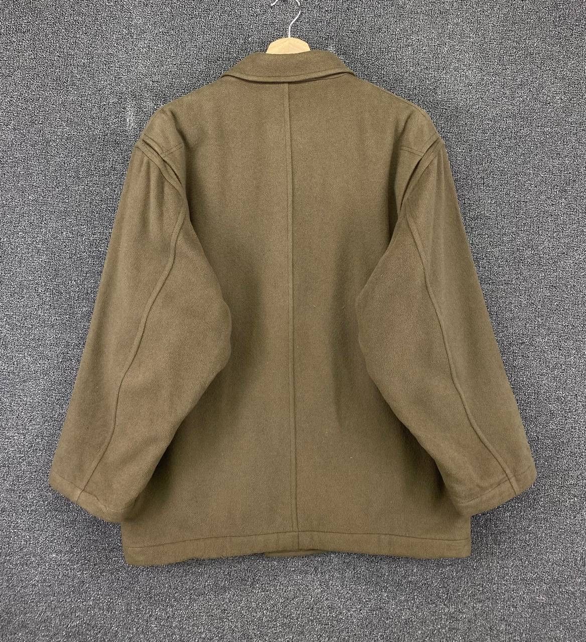Burberry × Vintage Vintage 90s Burberry Flaps Pocket Wool Jacket Size US L / EU 52-54 / 3 - 11 Thumbnail