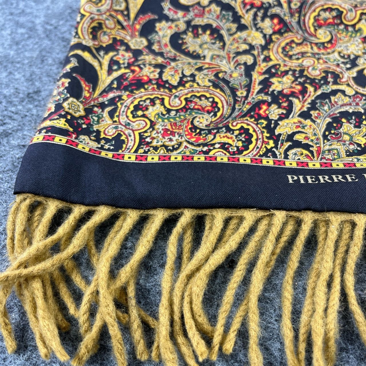 Pierre Balmain × Vintage Pierre Balmain Silk Paisley Scarf /Muffler/ Neckwear - T090 Size ONE SIZE - 8 Thumbnail