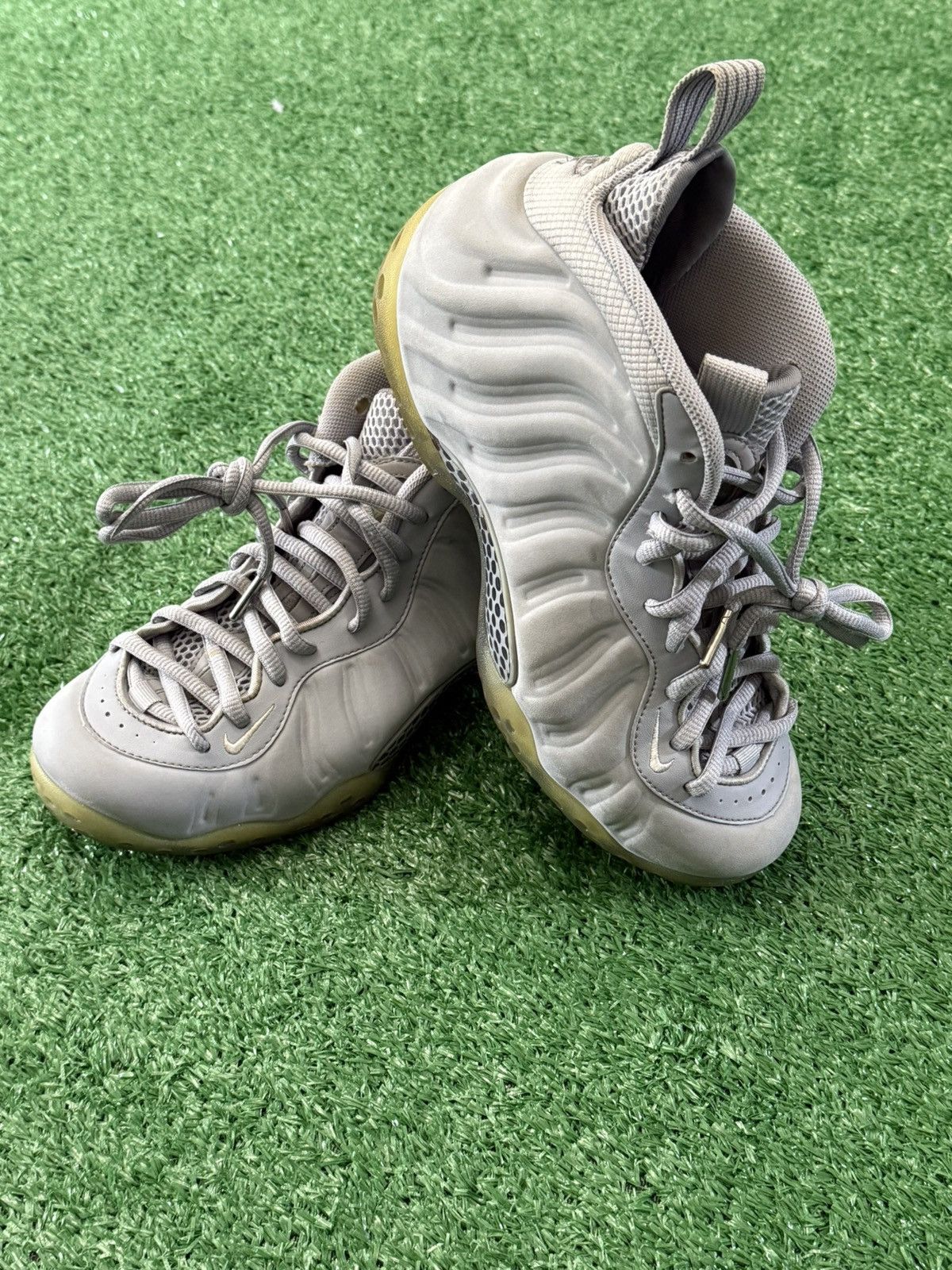 Nike Nike Air Foamposit one Wolf Gray Size US 7.5 / EU 40-41 - 1 Thumbnail