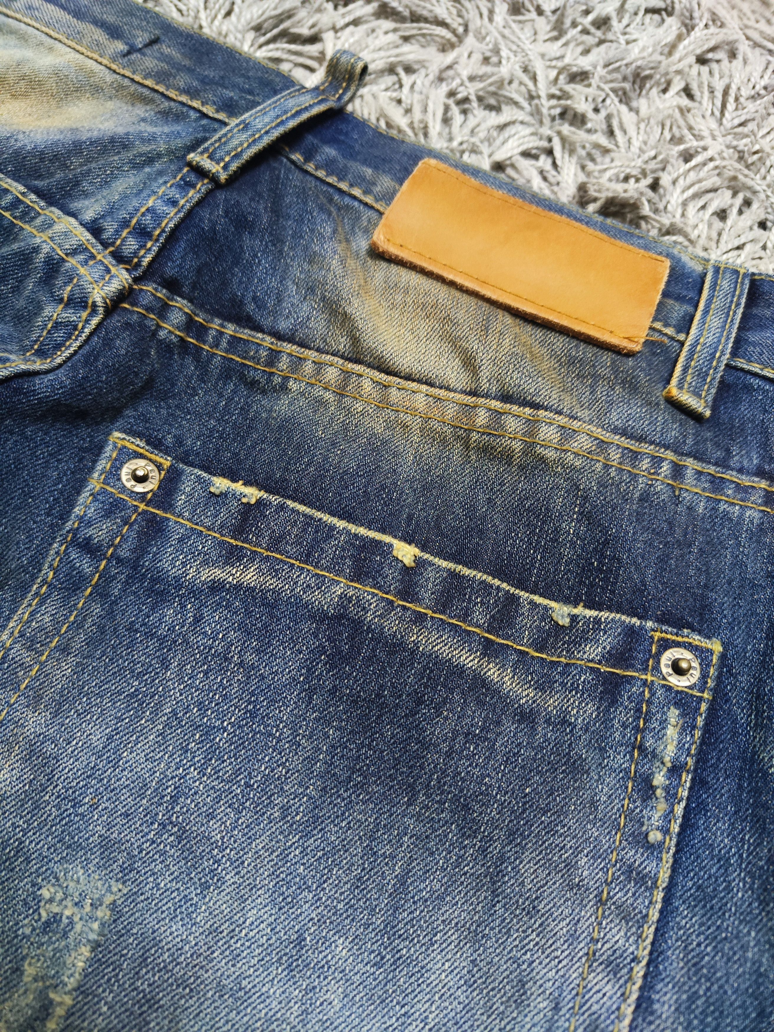 Hysteric Glamour × Japanese Brand × Vintage Twist Leg REGULAR STRAIGHT Ripped Paul Denim Size US 32 / EU 48 - 16 Thumbnail