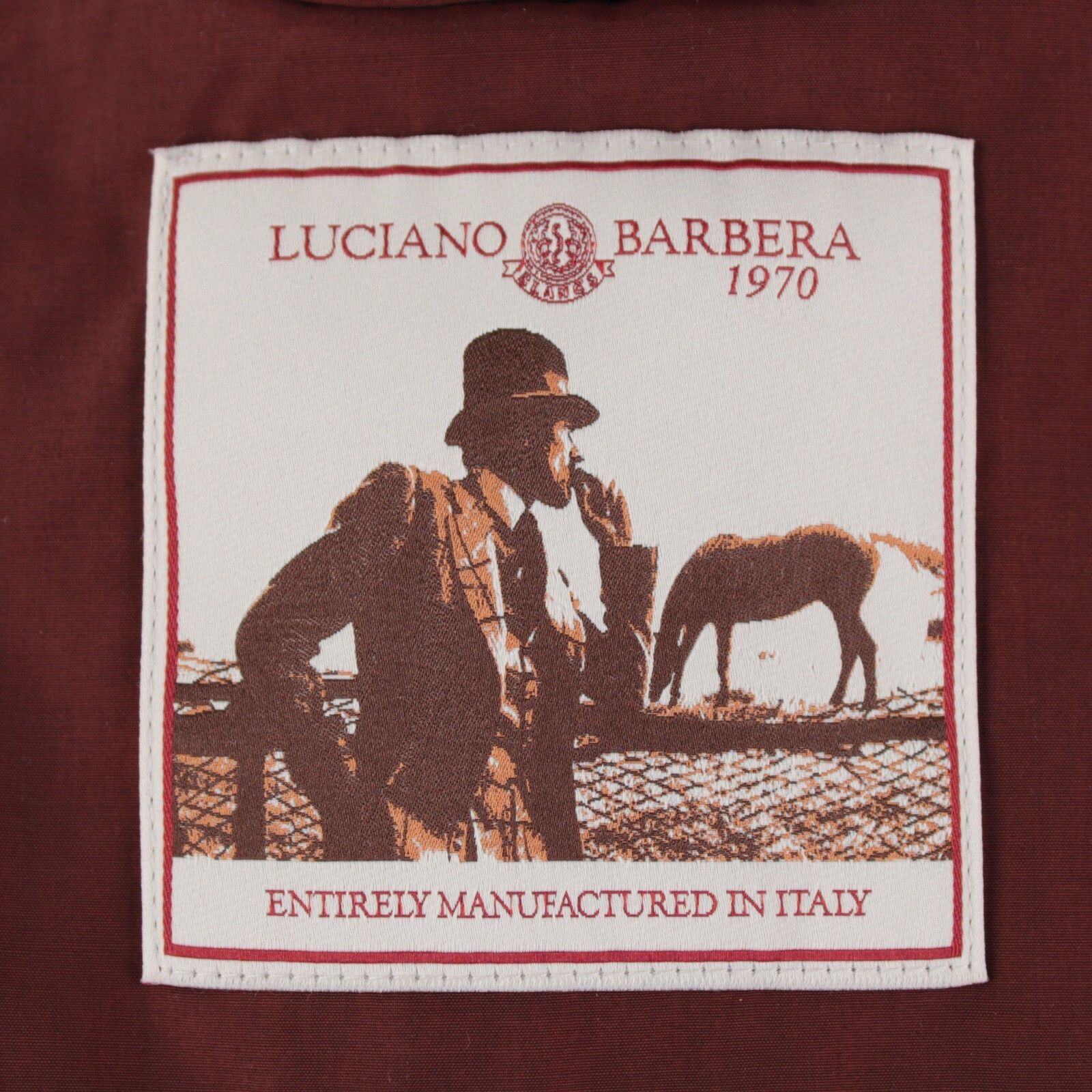 Luciano Barbera Luciano Barbera Vest Size M US In Red Wool Blend Size US M / EU 48-50 / 2 - 7 Thumbnail