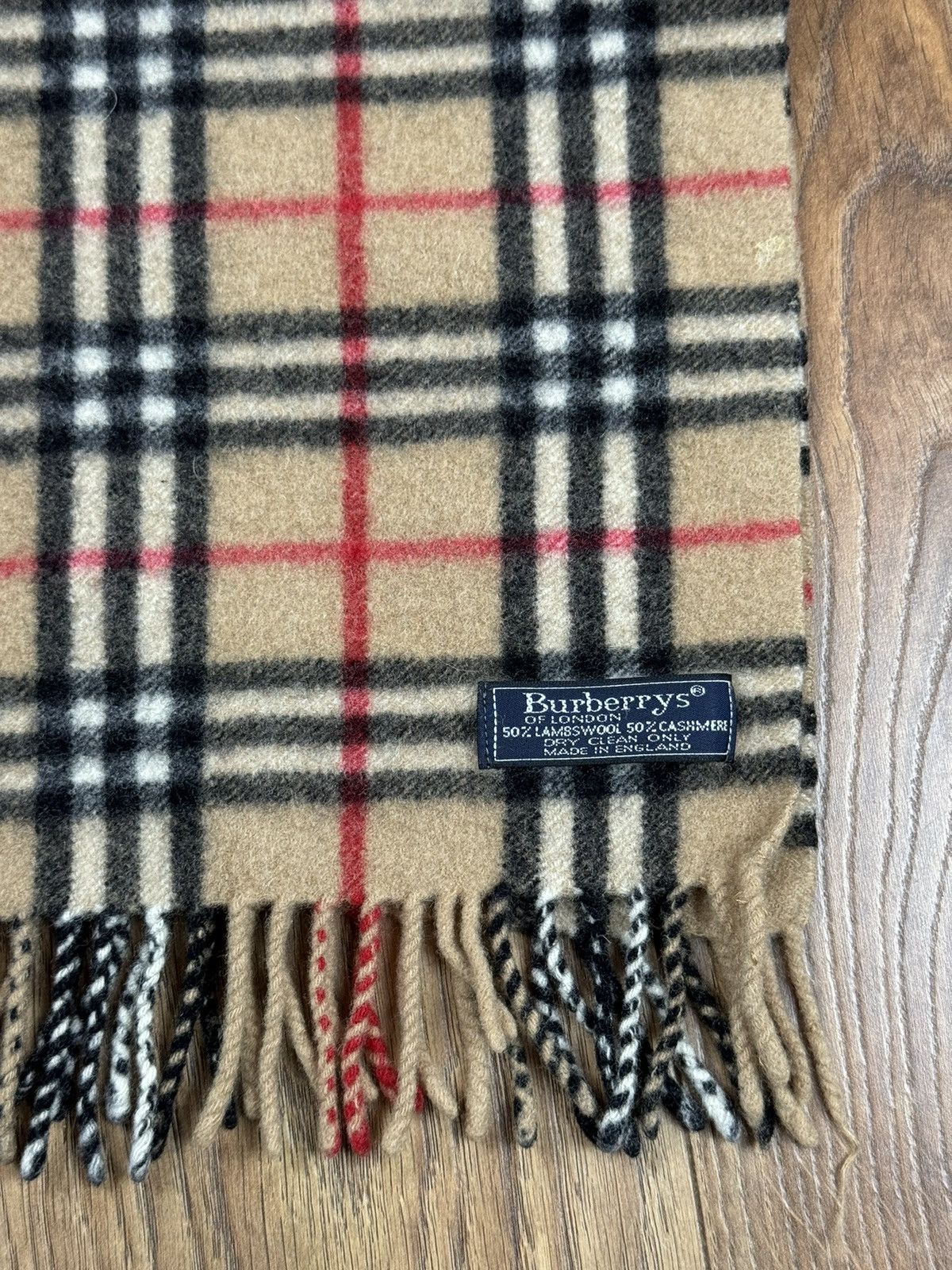 Burberry Vintage cashmere scarf Burberry’s 90s original luxury item Size ONE SIZE - 2 Thumbnail