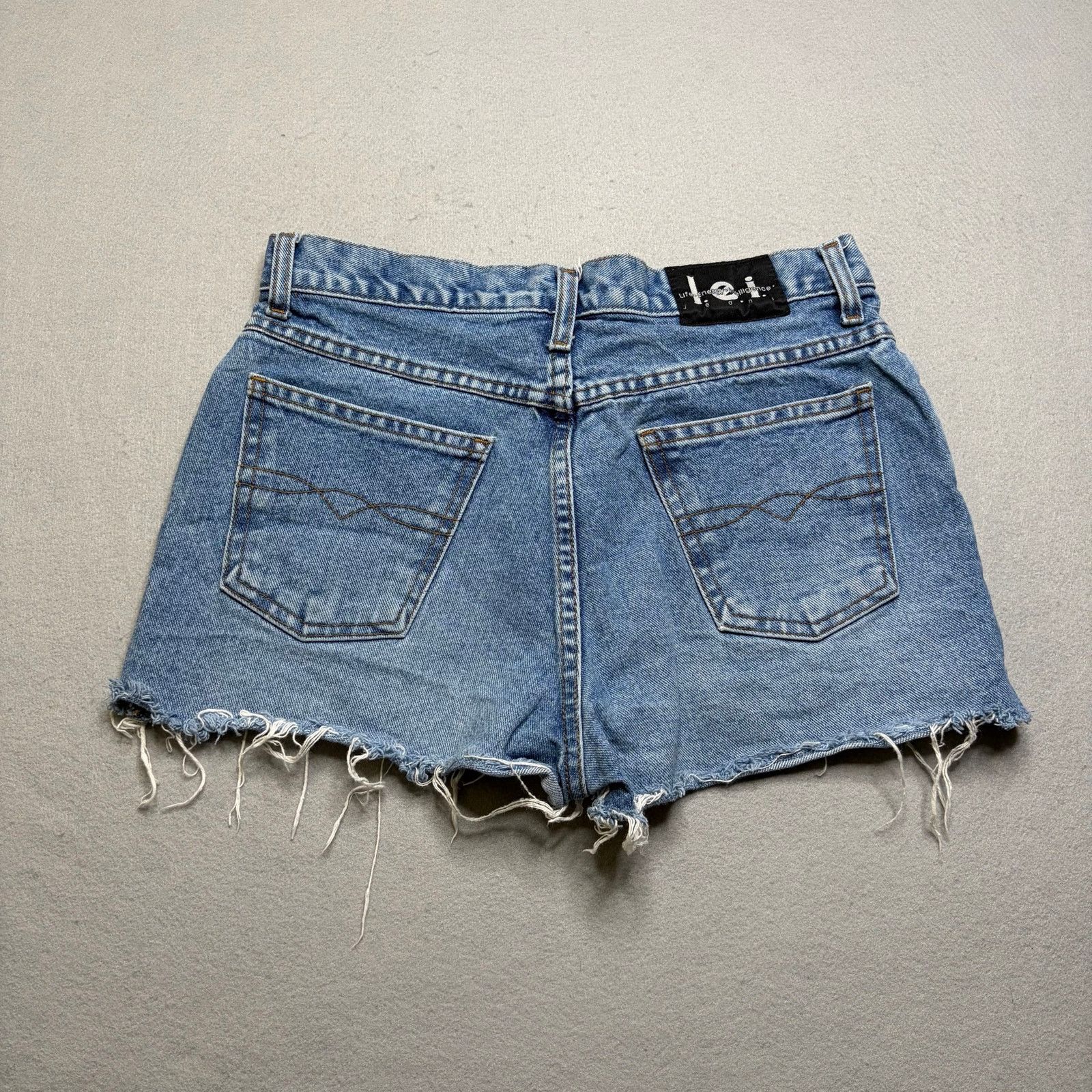 L.E.I. Vintage Lei Denim Cut Off Shorts Sz 31 Frayed Hem Y2K Size 31" - 4 Thumbnail