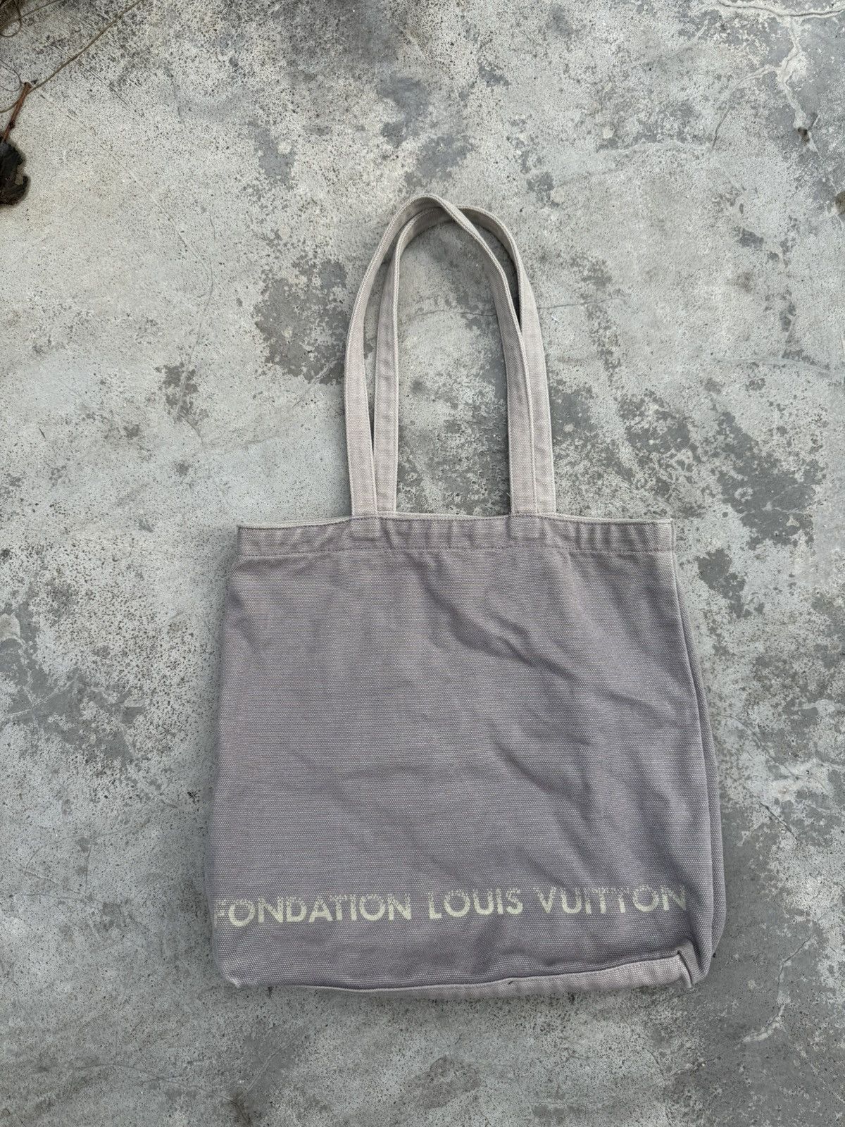 Louis Vuitton Fondation Louis Vuitton tote bag Size ONE SIZE - 1 Thumbnail